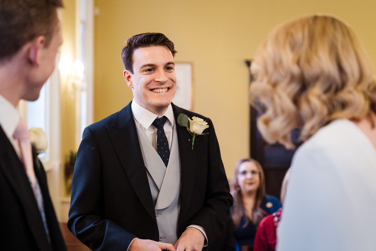 chelsea-old-town-hall-small-wedding-london-072