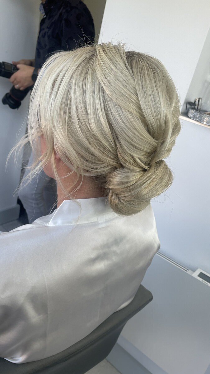 elegant-bridal-hair-berkshire (15)