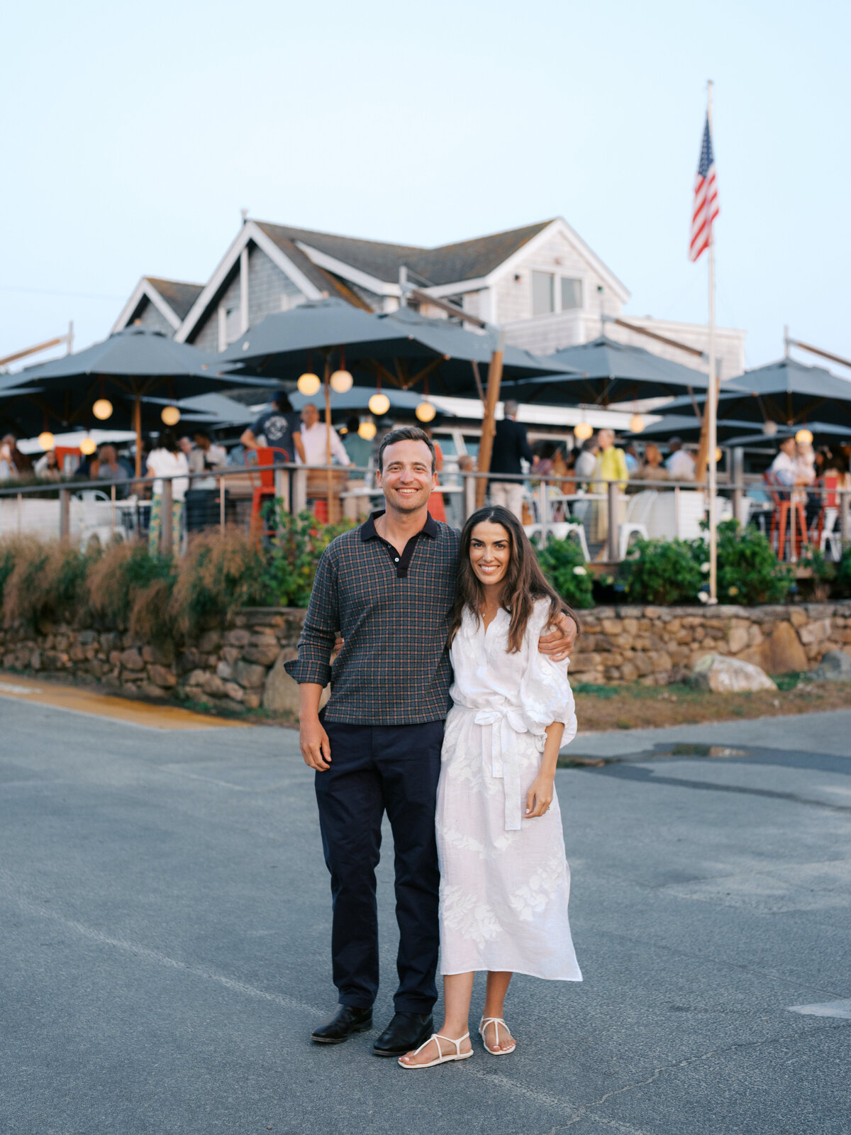 Marthas-vineyard-wedding-planner-kg-events-design-luxury-destination-weddings-private-events-corporate-events-aquinnah-ma-event-designer-outermost-inn-outdoor-tented-wedding-reception-black-frame-tent-111