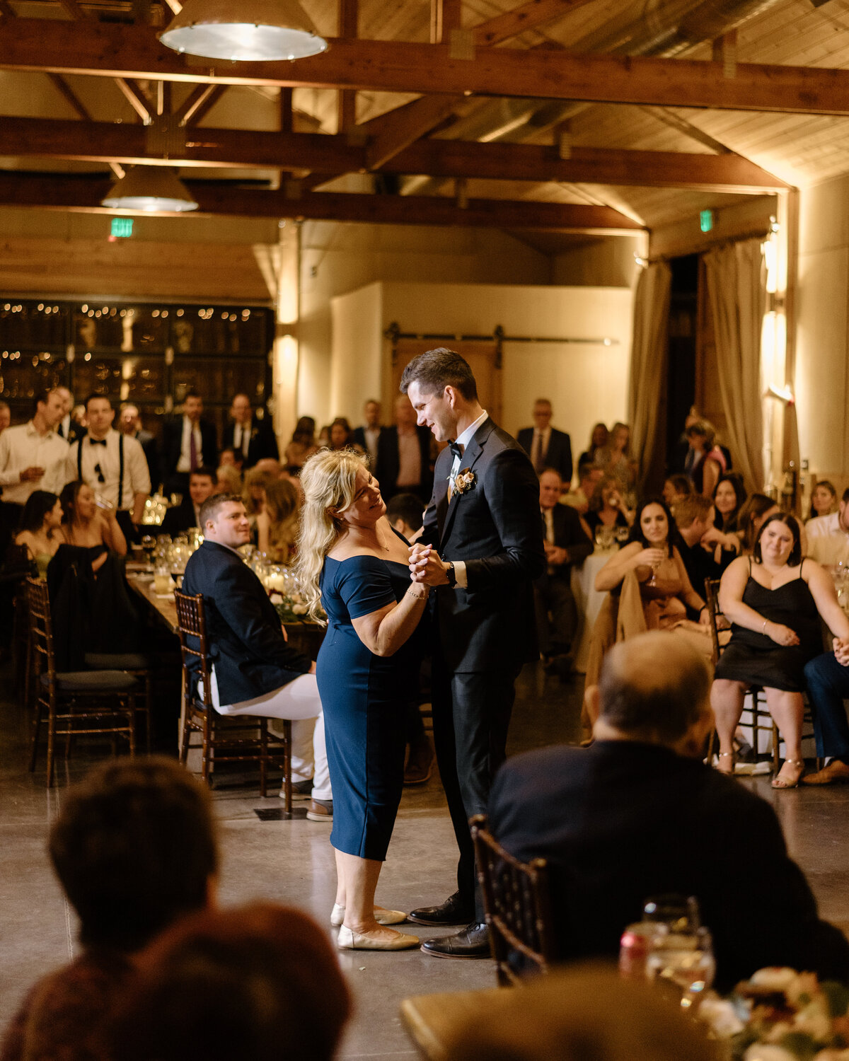 october_fall_trezzi_farm_winery_greenbluff_spokane_washington_wedding_11