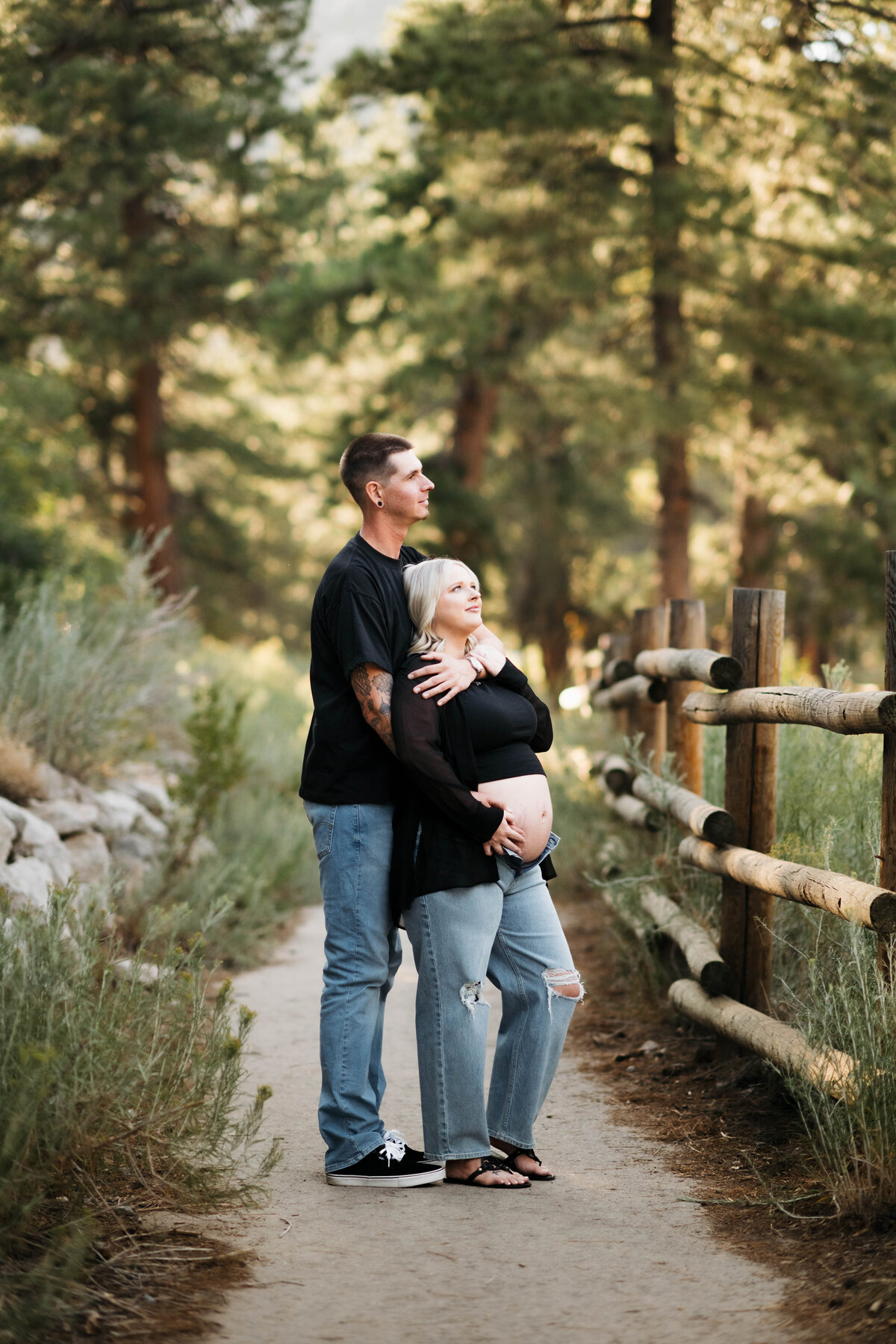Maternity-Photos-Mt-Charleston (1)
