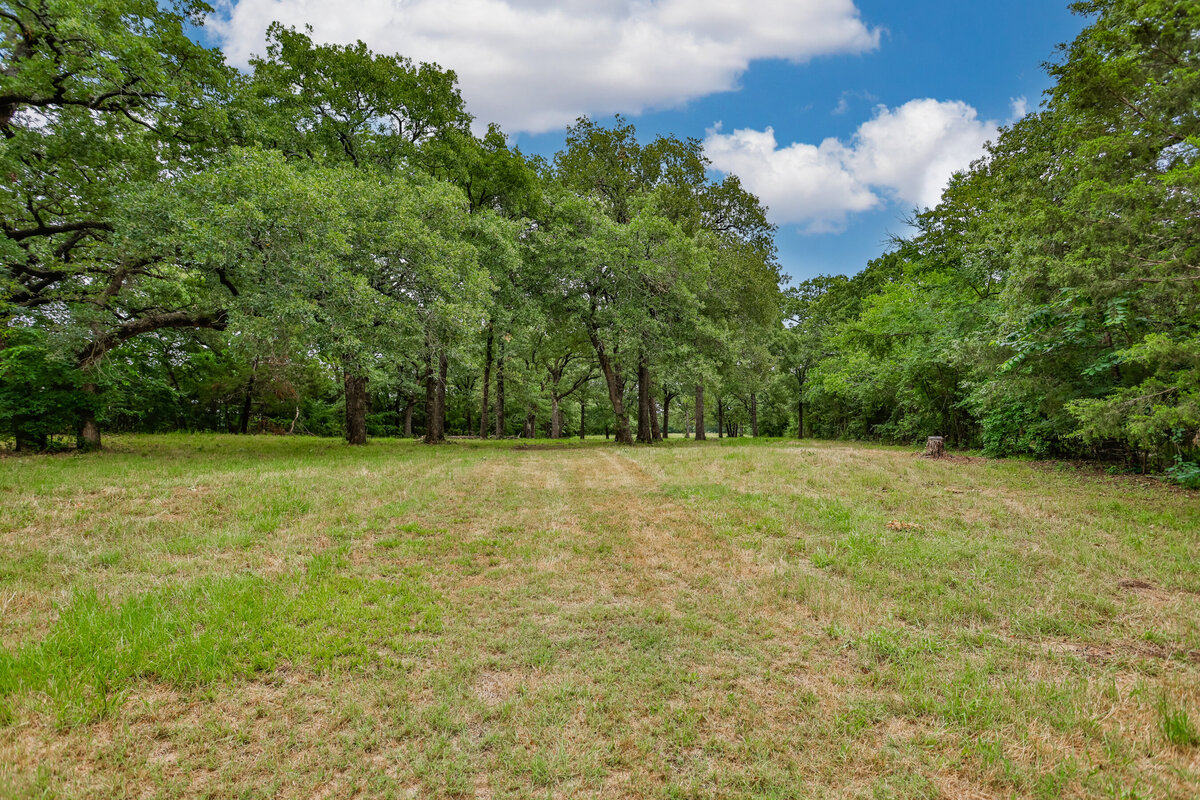 Texas country home with acreage