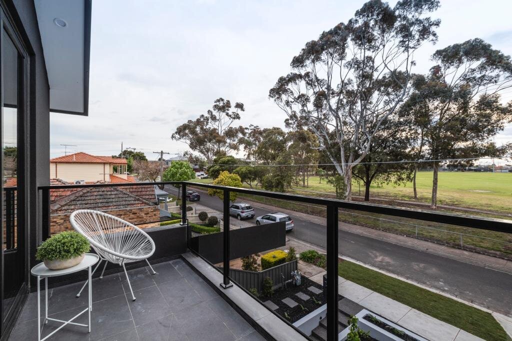 Bradshaw St real estate pics-11