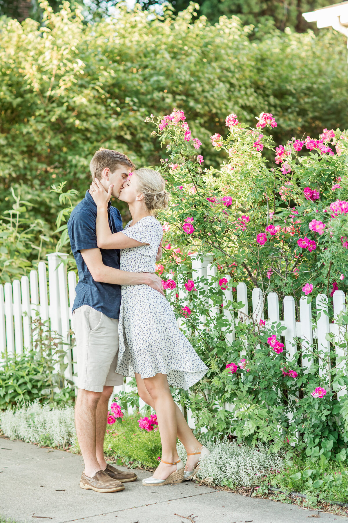 fargo engagement photographers