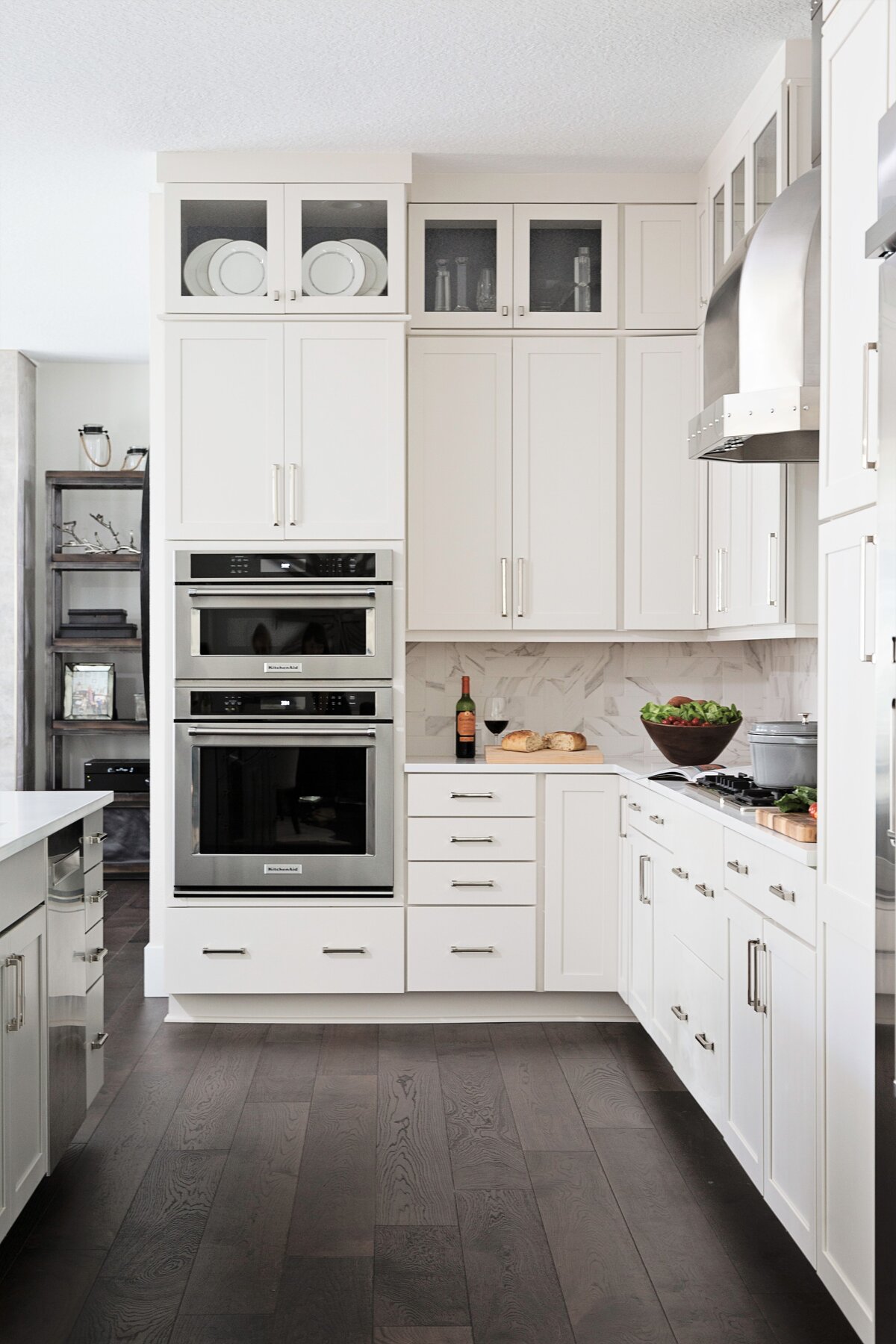 Modern Off White Kitchen Cabinets