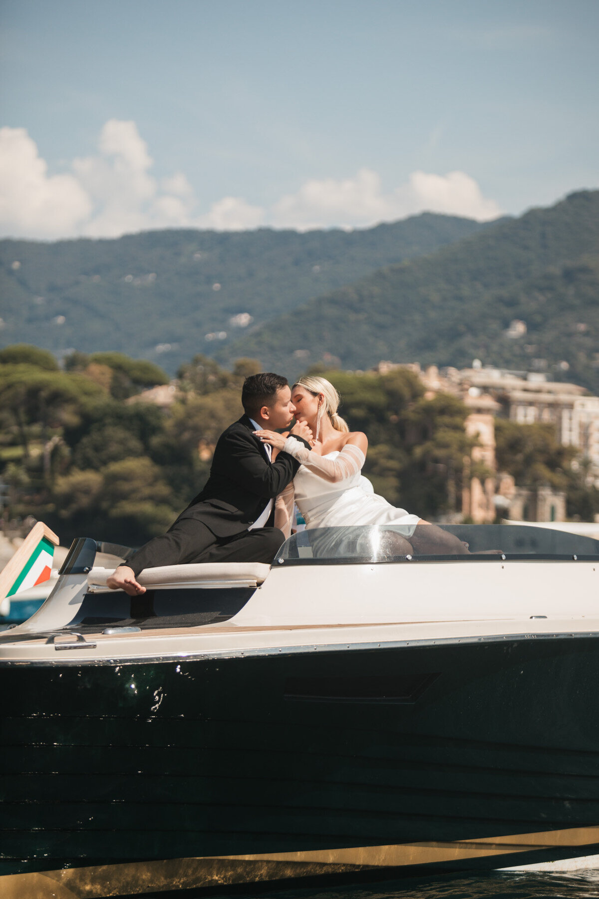 Destination elopement photographer and planner.  Specializing in all inclusive elopement packages. 