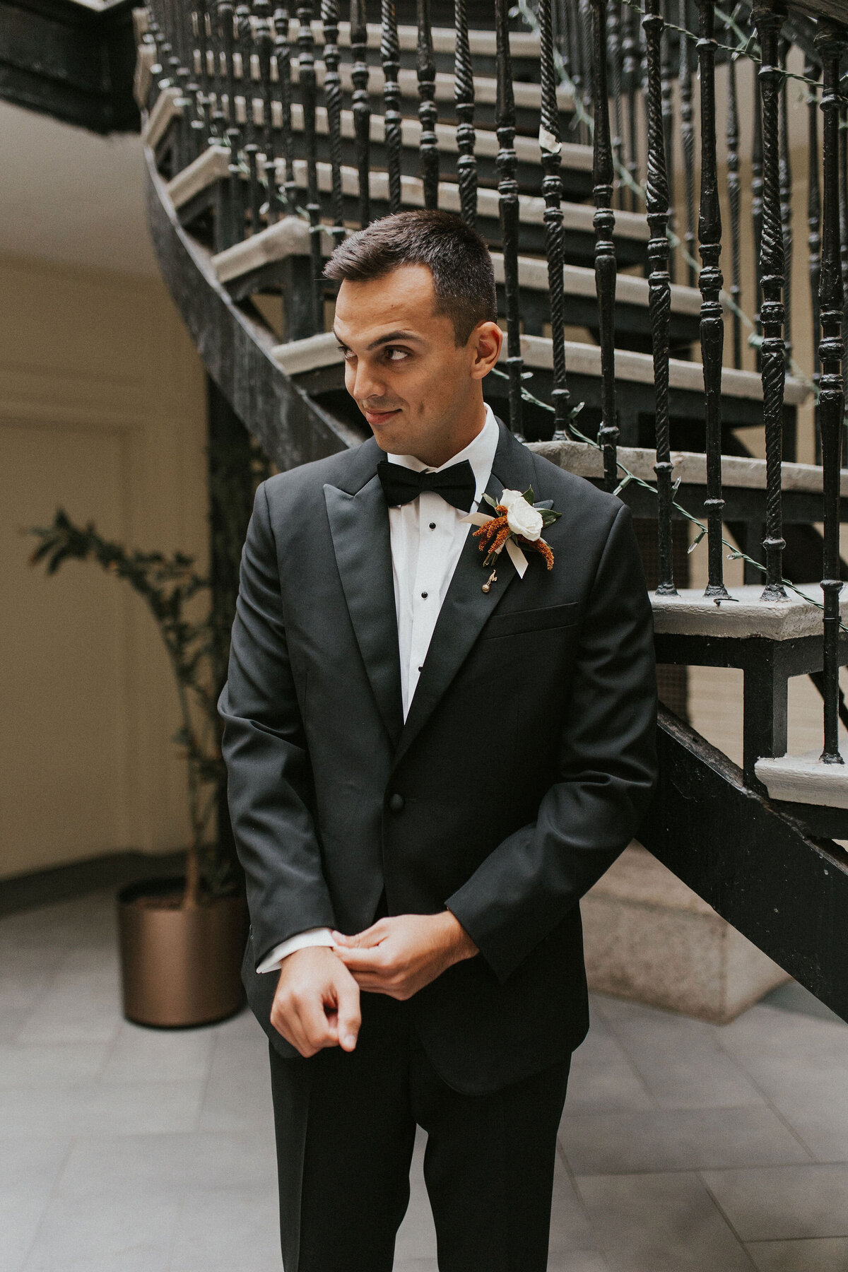 WELLING-FLORES.Wedding.EngineersClub-gtngrdy-43