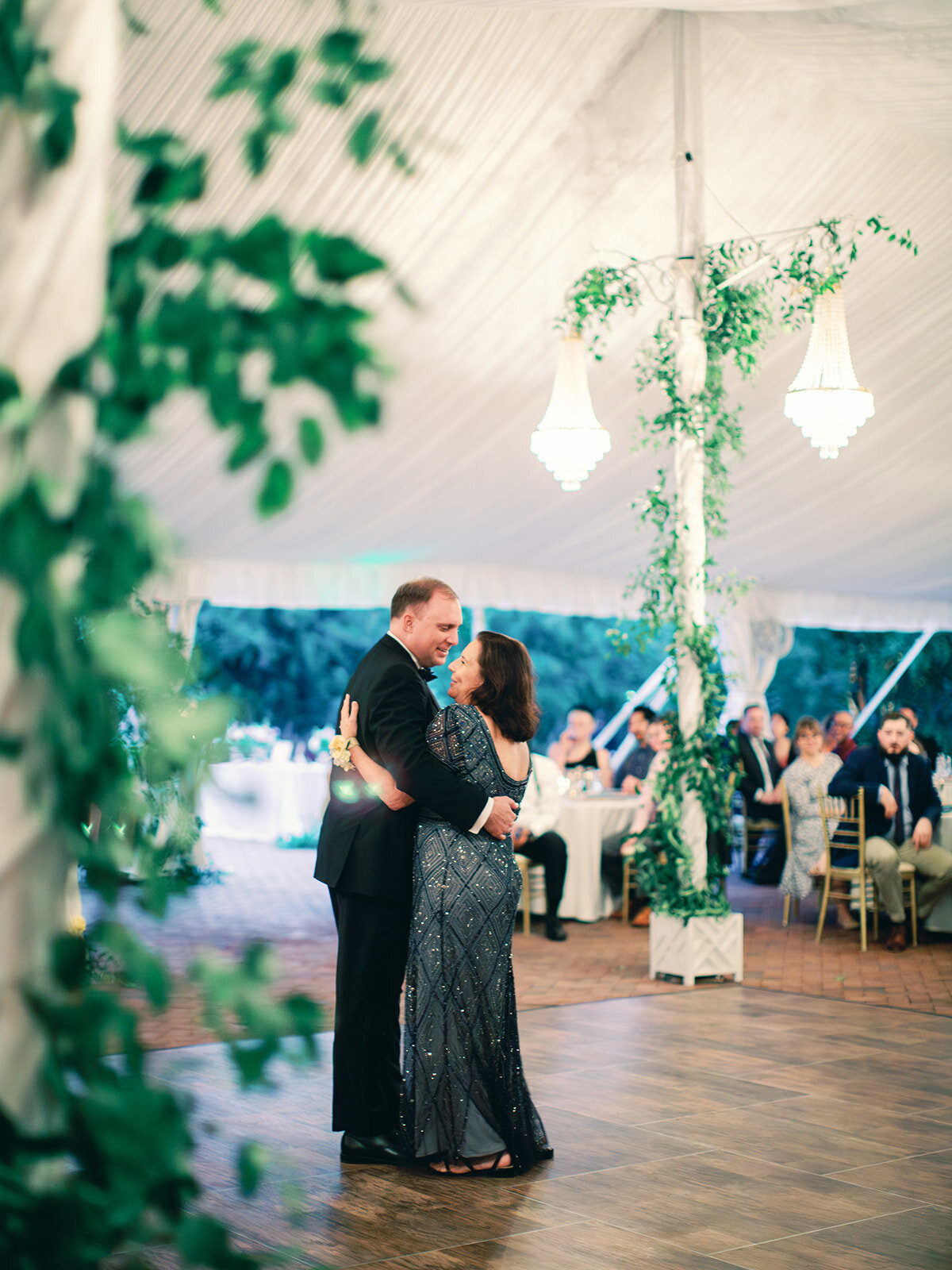 M+G_Belmont Manor_Morning_Luxury_Wedding_Photo_Clear Sky Images-1141