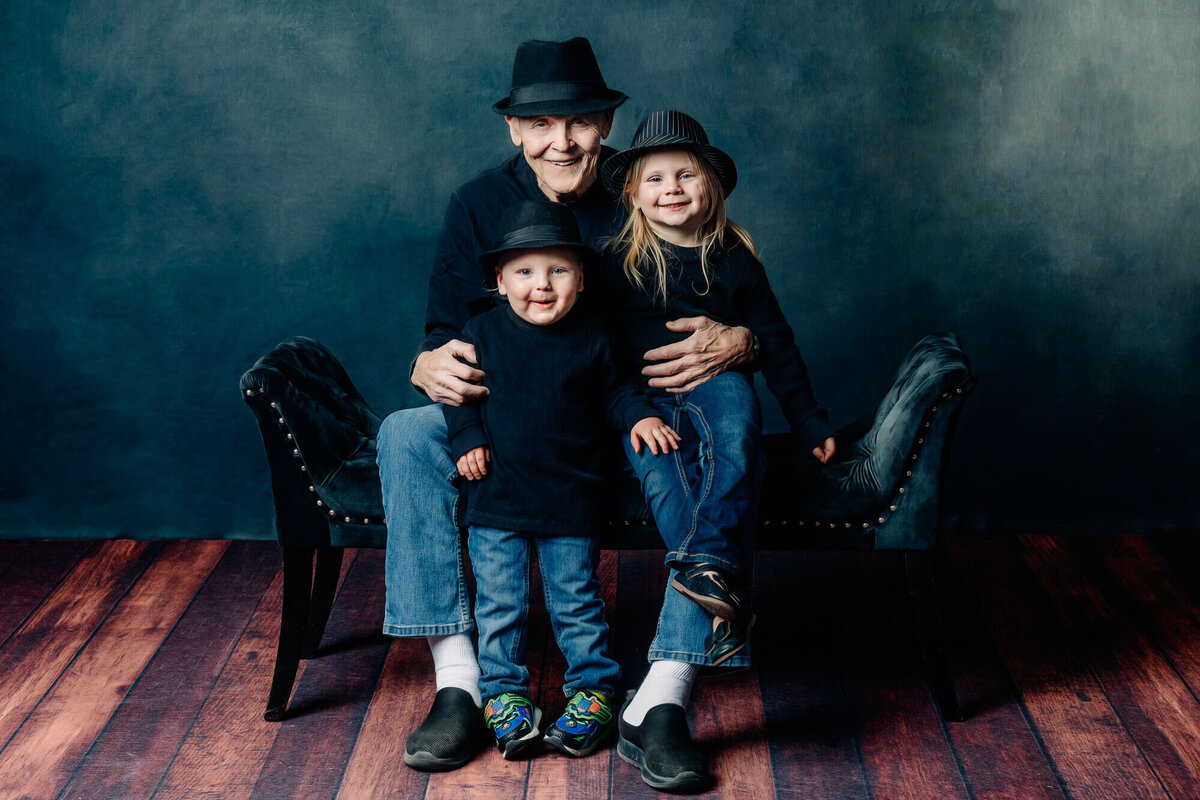Grandfather poses with kids for Prescott family photos