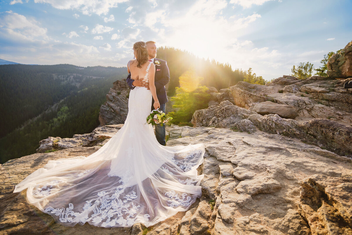juniper-pass-summer-elopement-brides-train