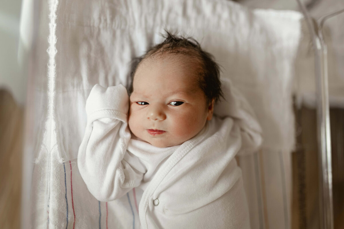 fresh-48-newborn-session-maple-grove-mn