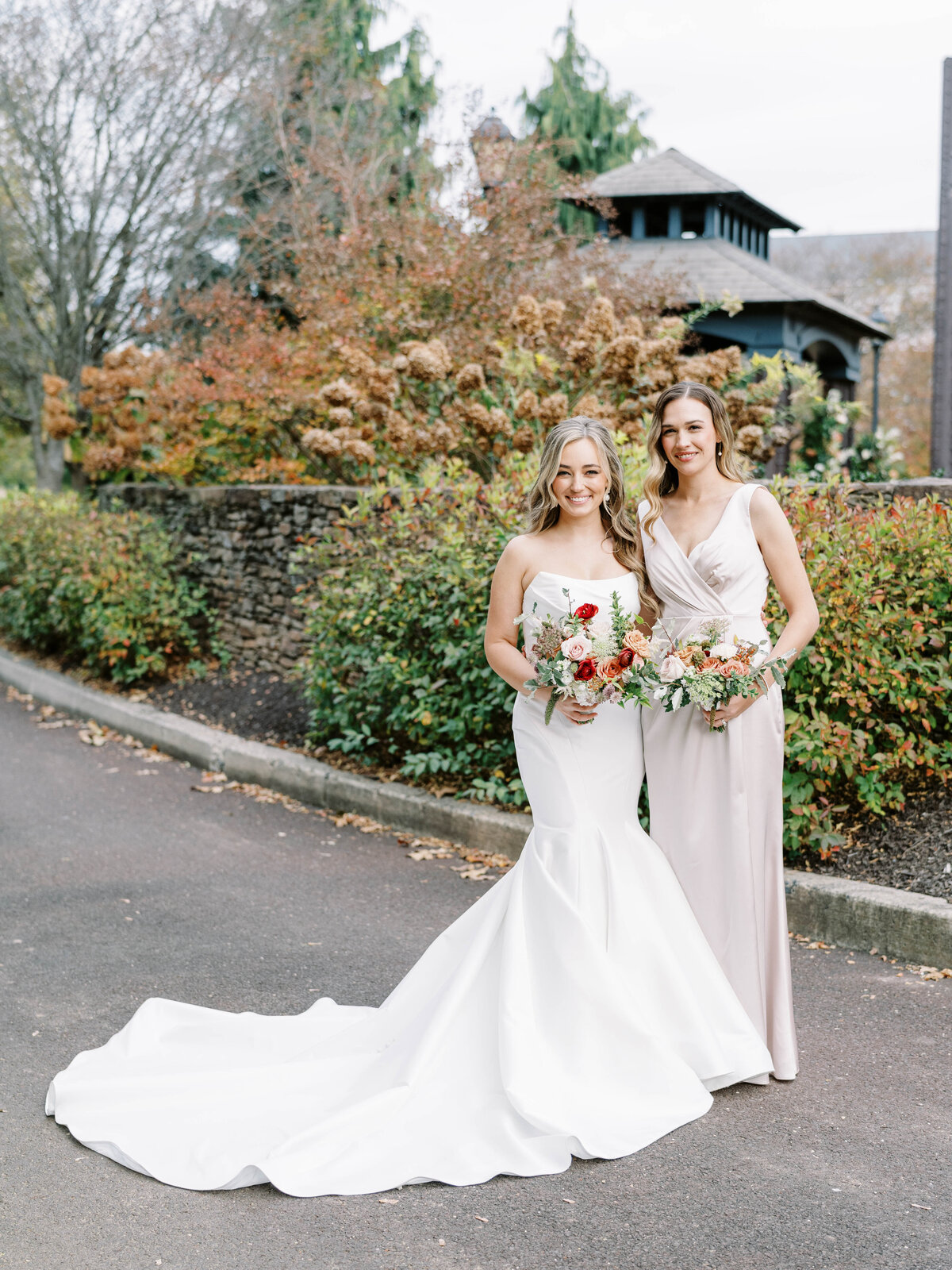 Phoenixville-Foundry-Romantic-Fall-Wedding-Photographer-Wedding-Party-Photos63