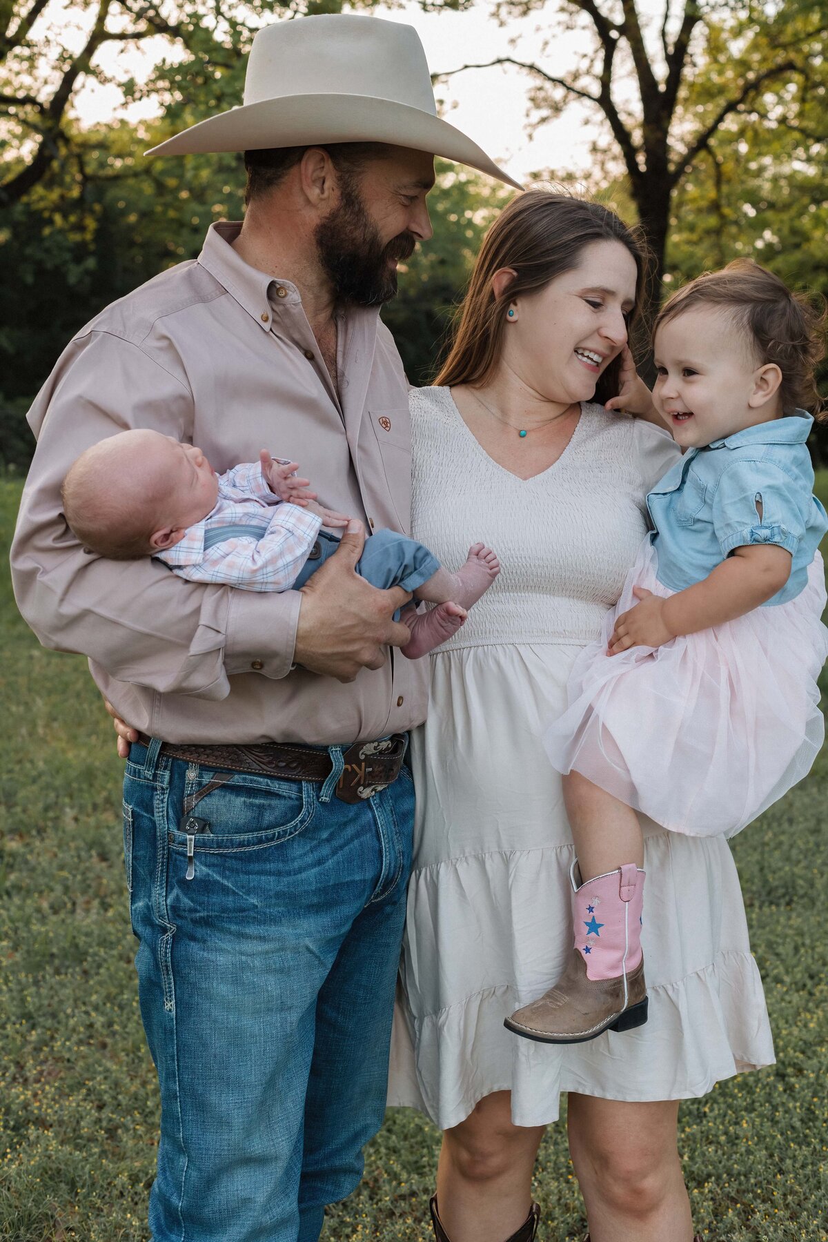 Kjersti Family 4-2024-150SSS