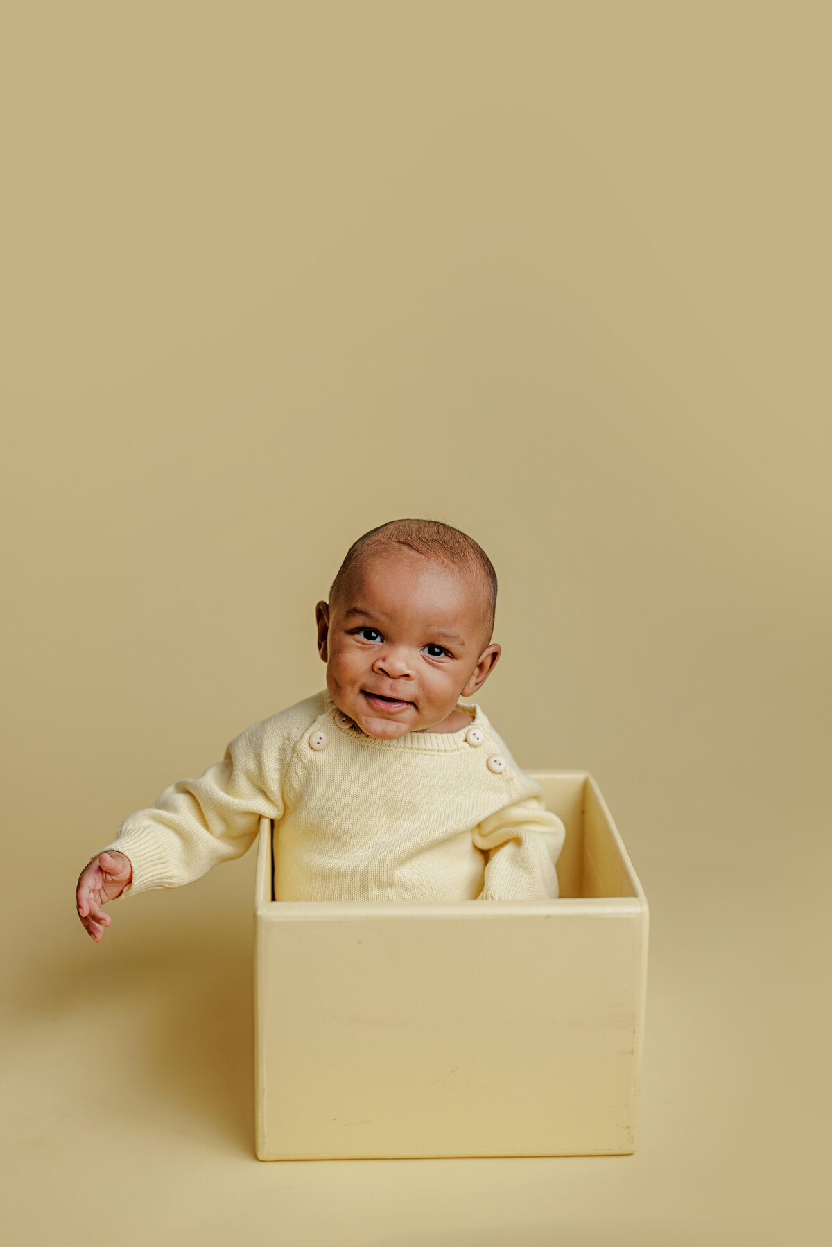 Huntsville Alabama Studio Baby Photographer 6 Month Milestone Session Client Closet31