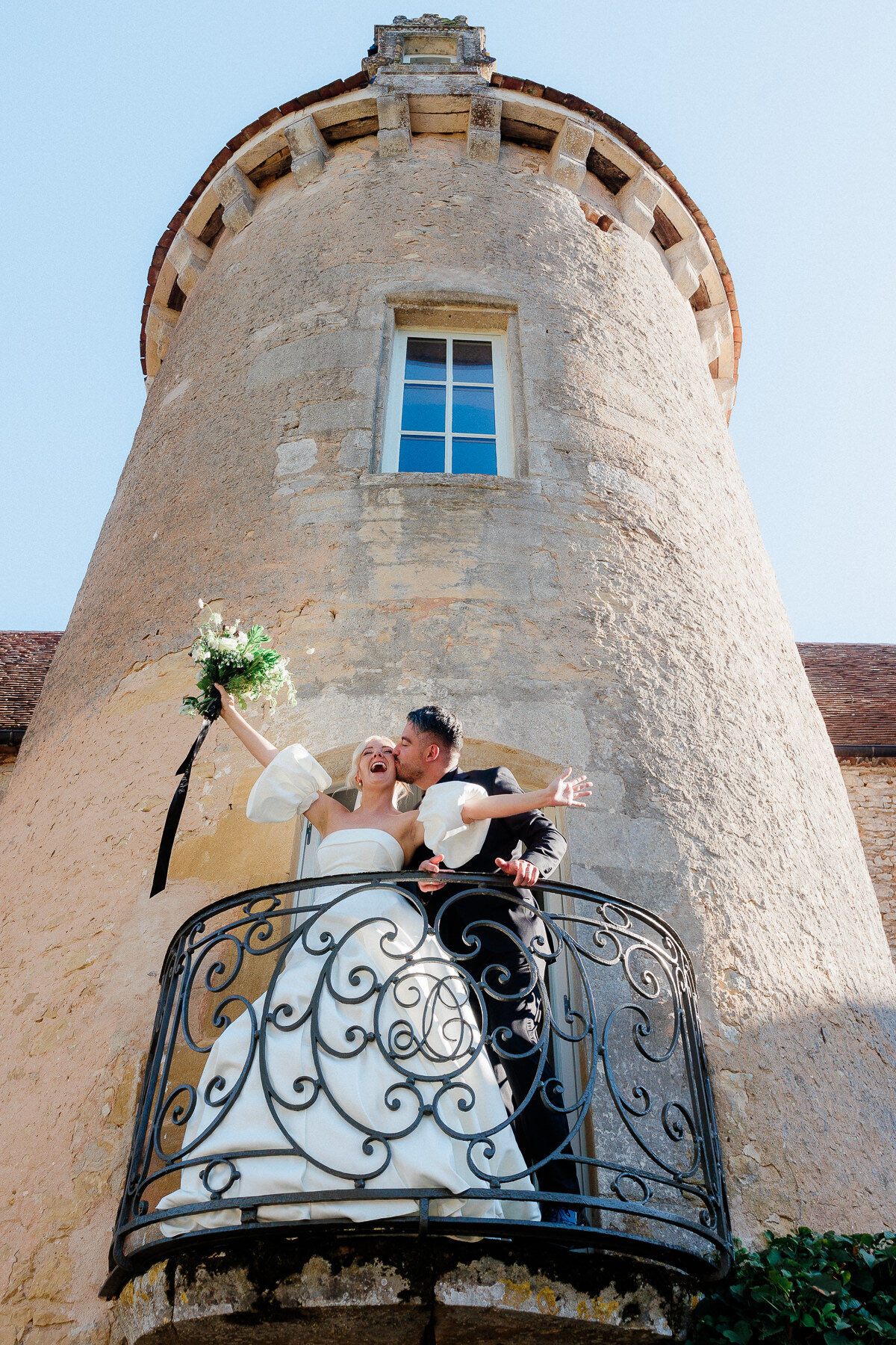 Modern_Chic_Chateau_Valouze_Destination_Wedding_Photographer-99