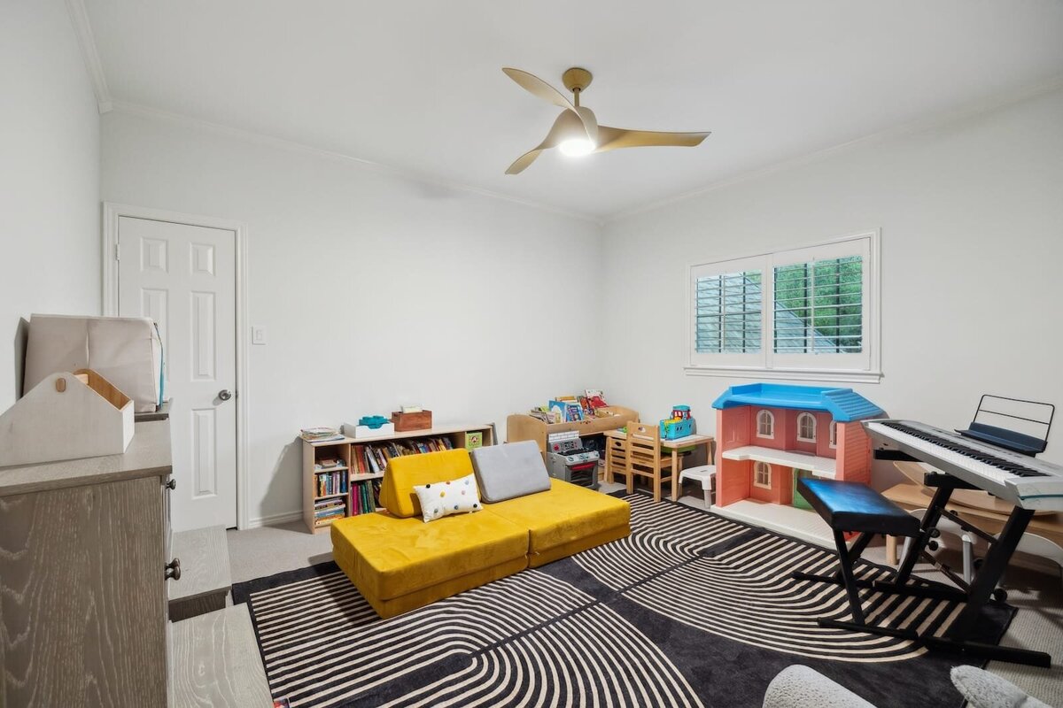 17828_cedar_creek_canyon_dallas_tx_playroom_-_bright_kids_space_with_piano_and_storage_-_haven_realty_group
