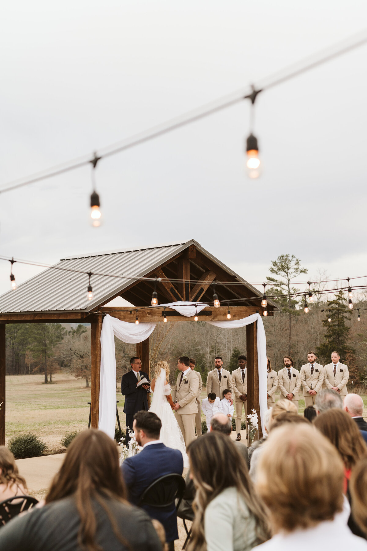 The-Wilsons-wedding-sunset-oaks-venue-tyler-texas-by-bruna-kitchen-photography-540