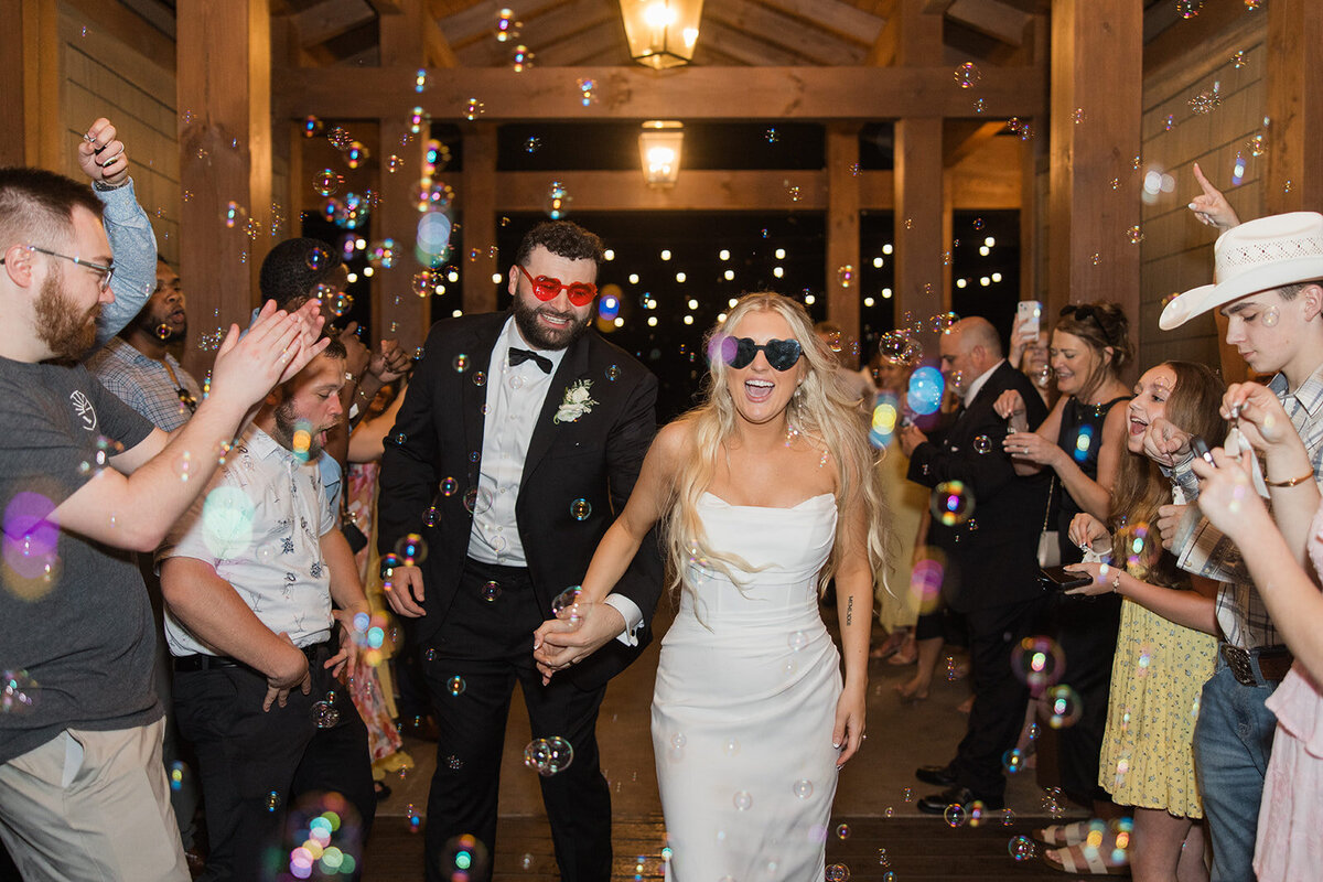 Best-Wedding-Reception362_websizeChasingLux