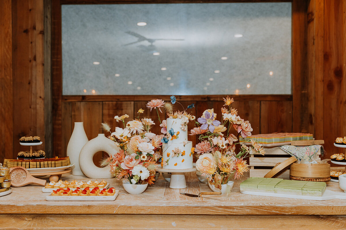 HeyHoneyPhoto_AI_W-1402