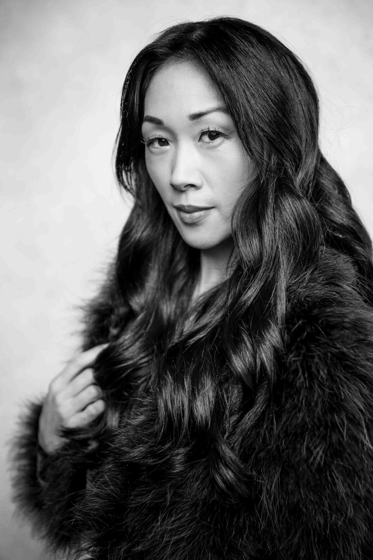 black-and-white-portrait-of-woman