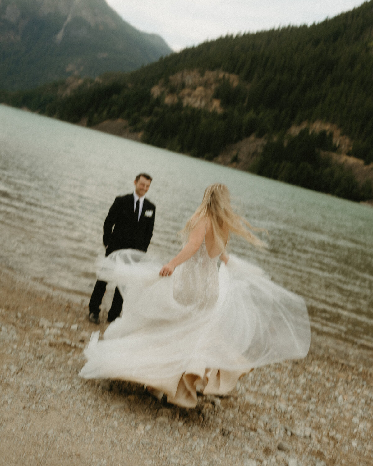 Elopement-PNW-North-Cascades-Washington-Elopement-Photographer-Tessa-Marie-Collective