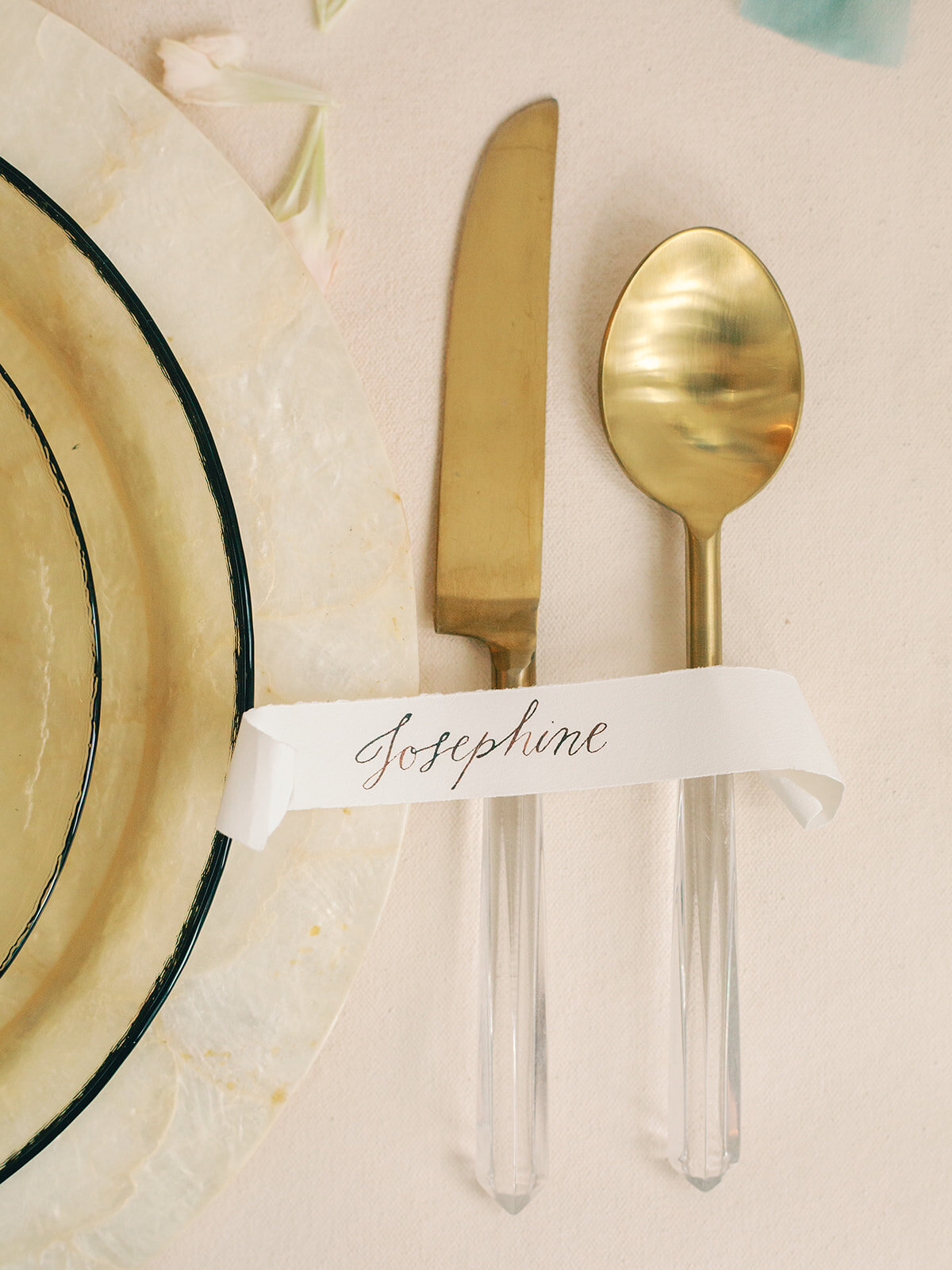 BC3270E7-FAB7-463C-A1D9-755ECDD85F7D