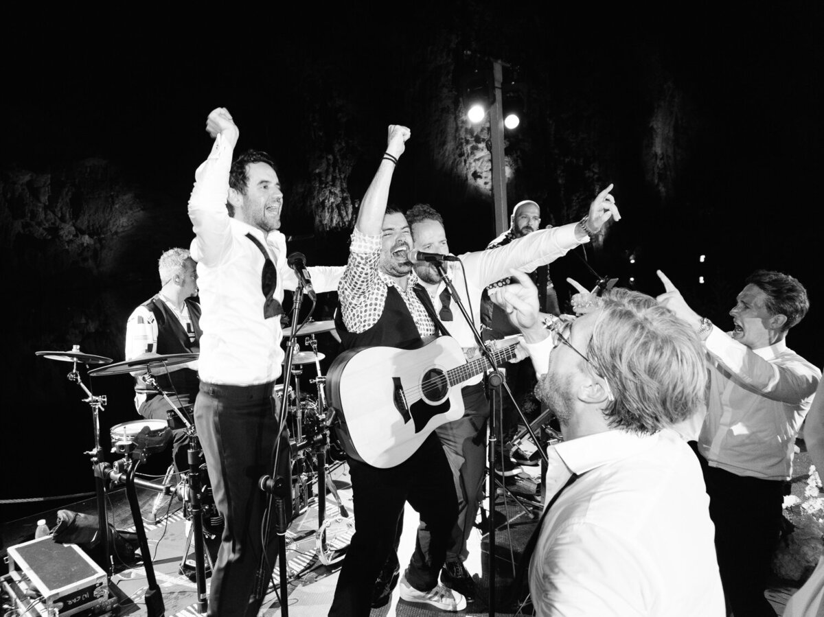 Black-Tie-Wedding-at-Four-Seasons-and-Vouliagmeni-Lake-117