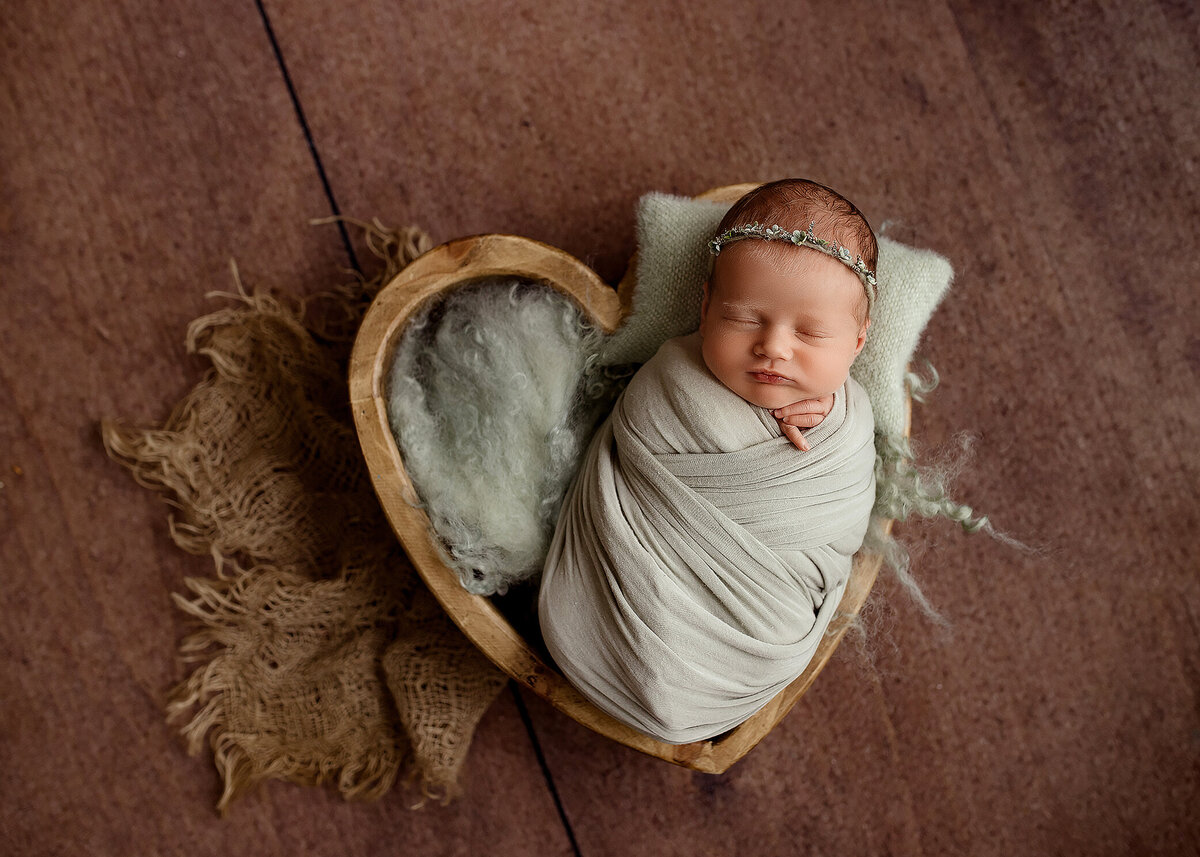 Edmonton Newborn Photography_Kelsie Kelly Photographer new 2024 (19)