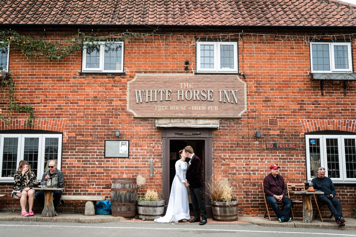 Norfolk-and-norwich-wedding-photographer-021