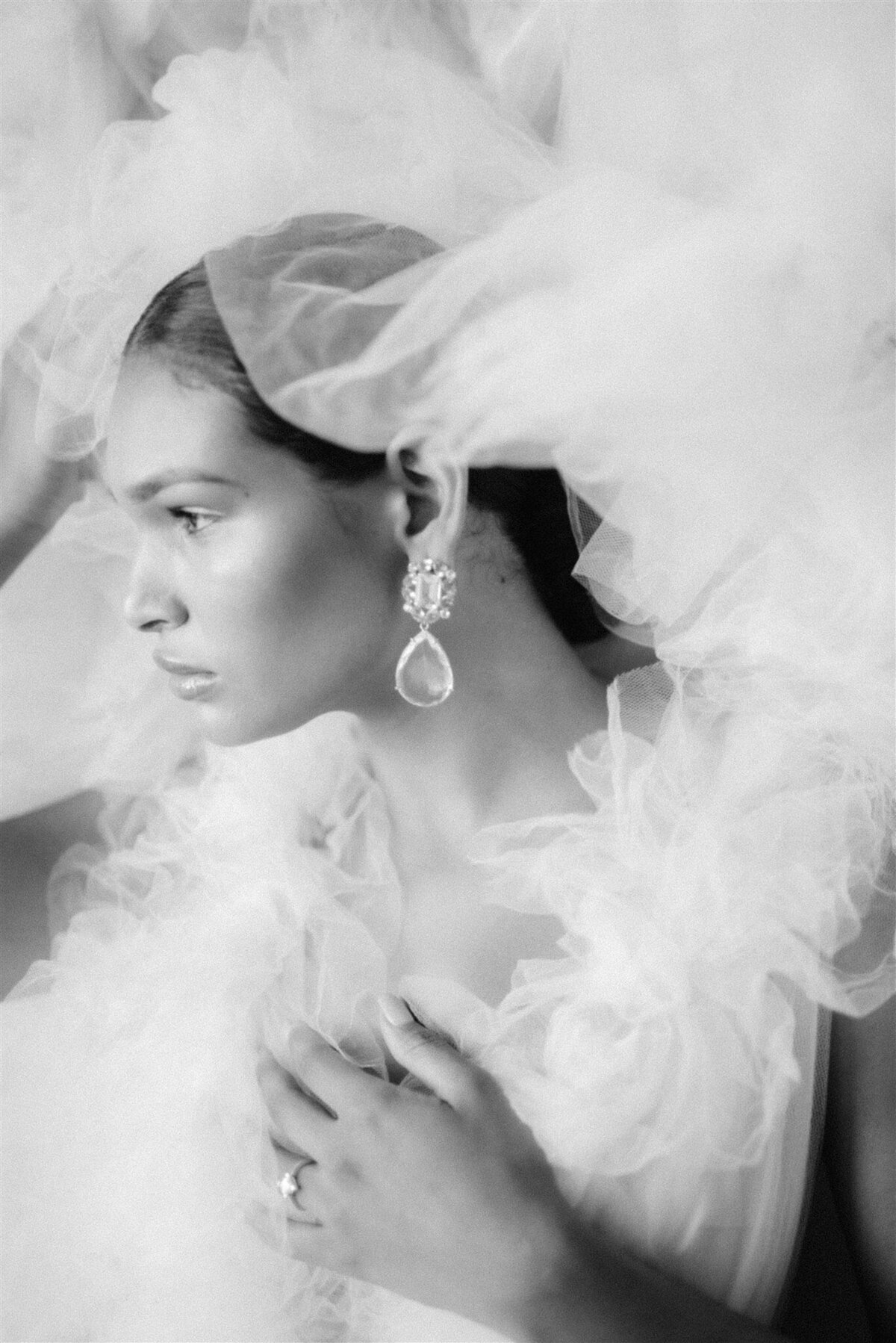 lisbon-luxury-bridal-shoot-elisabetta-marzetti-sofia-nascimiento-24