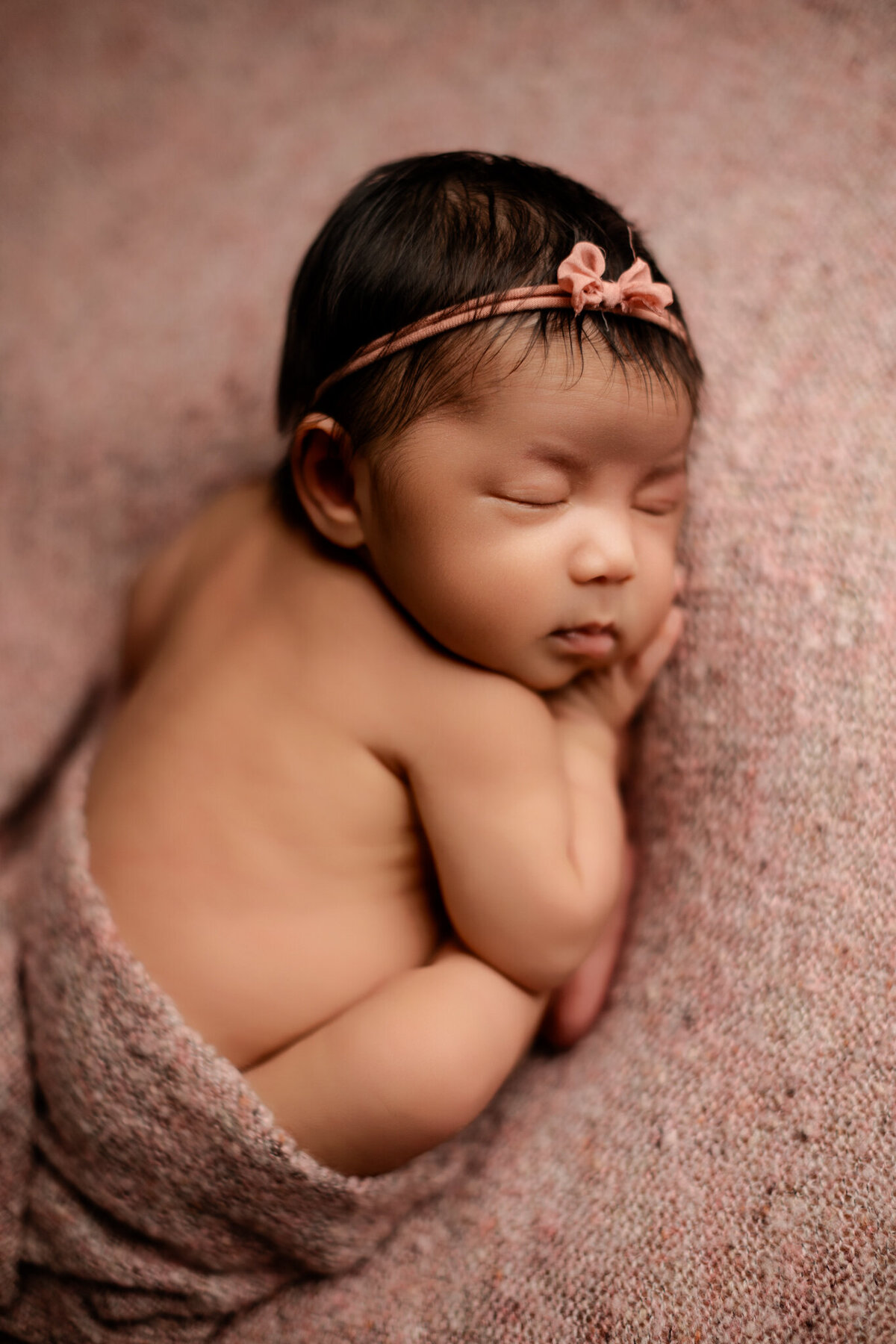 best newborn photography Cave Springs, Pleasant Grove newborn photographer, Farmington AR newborn photography