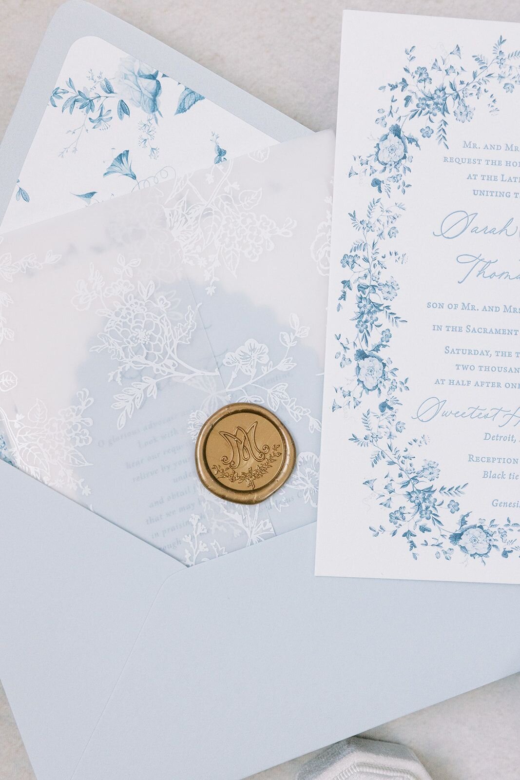 Blue-White-Romantic-Wedding-Invitations_2975
