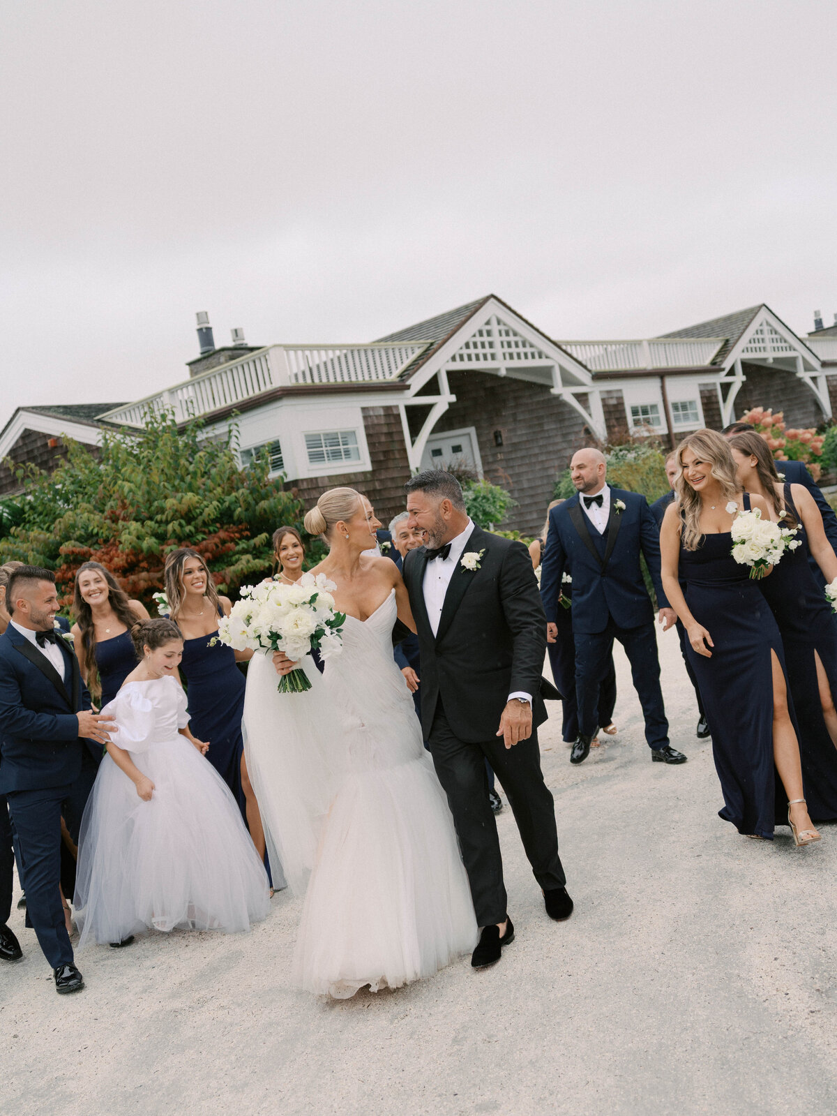 timeless-wedding-castle-hill-inn