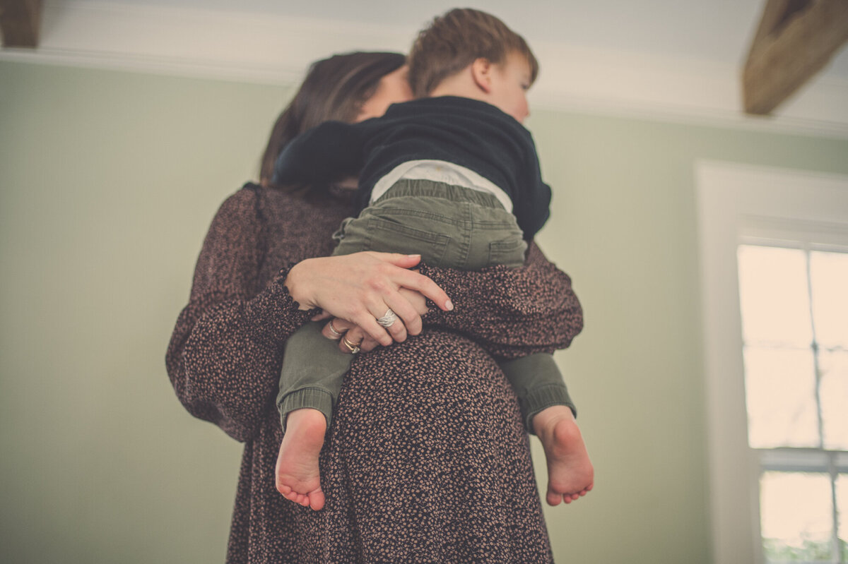 CT-Maternity-Newborn-Family-Photographer-Doula-Within-Motherhood-005