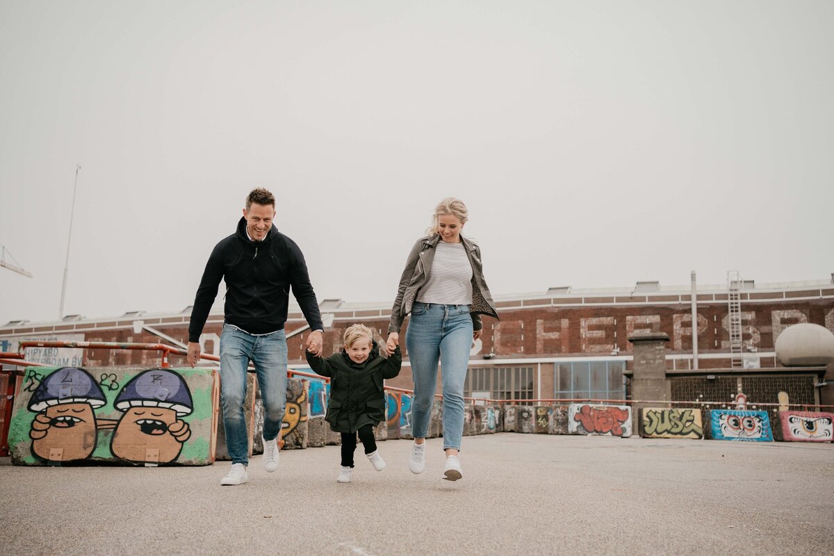 leukfotografie-gezinfotoshoot-ndsm-terrein-amsterdam-8