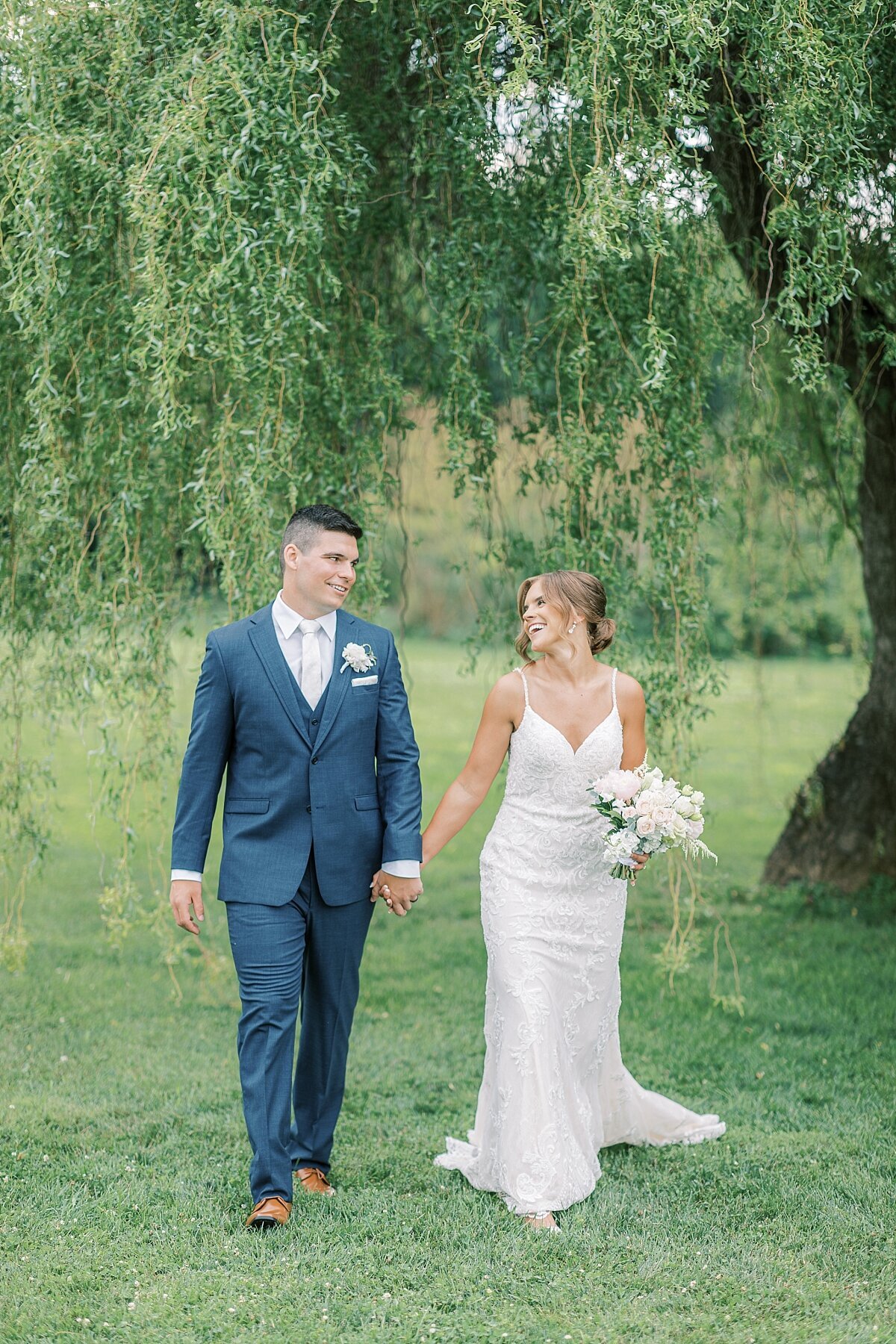 rebecca shivers photography lancaster wedding photographer barn at silverstone luxury wedding bright and airy central pa photographer 25