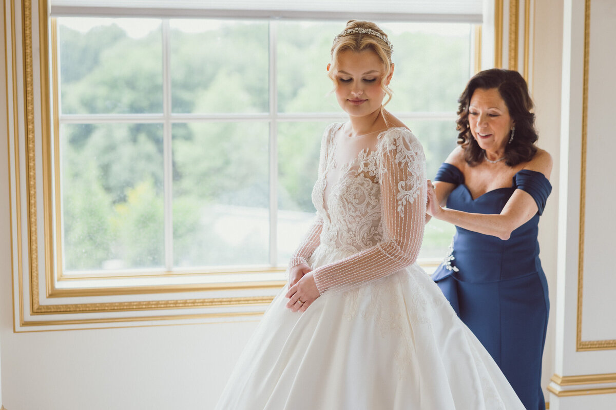 250613-Laura&Alex-Wedding-TheLegacyCastle-PomptonPlains-NJ-Previews-Web-14