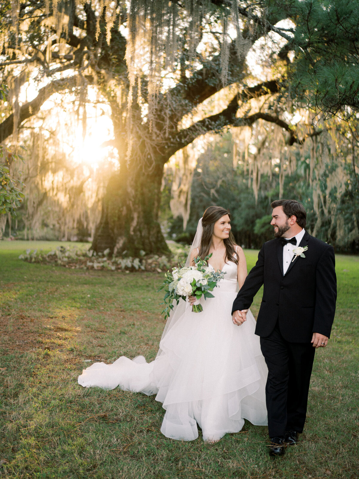Charleston-magnolia-wedding-pics