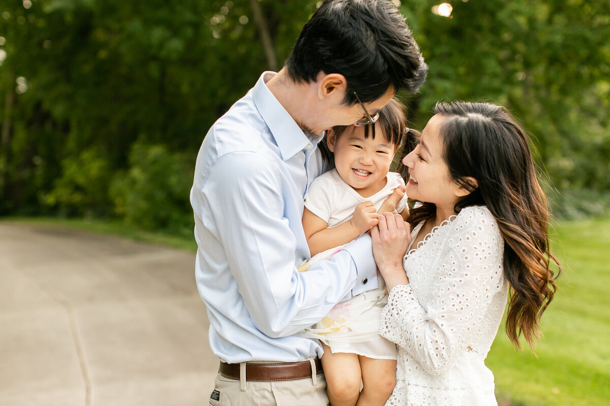 Abby-and-Brandon-Alexandria-MN-Family-Photography-Liu-1