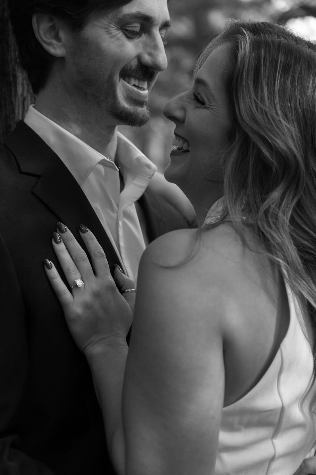 meredith-michel-photography-black-and-white-romantic-engagement-closeup-richmond-va