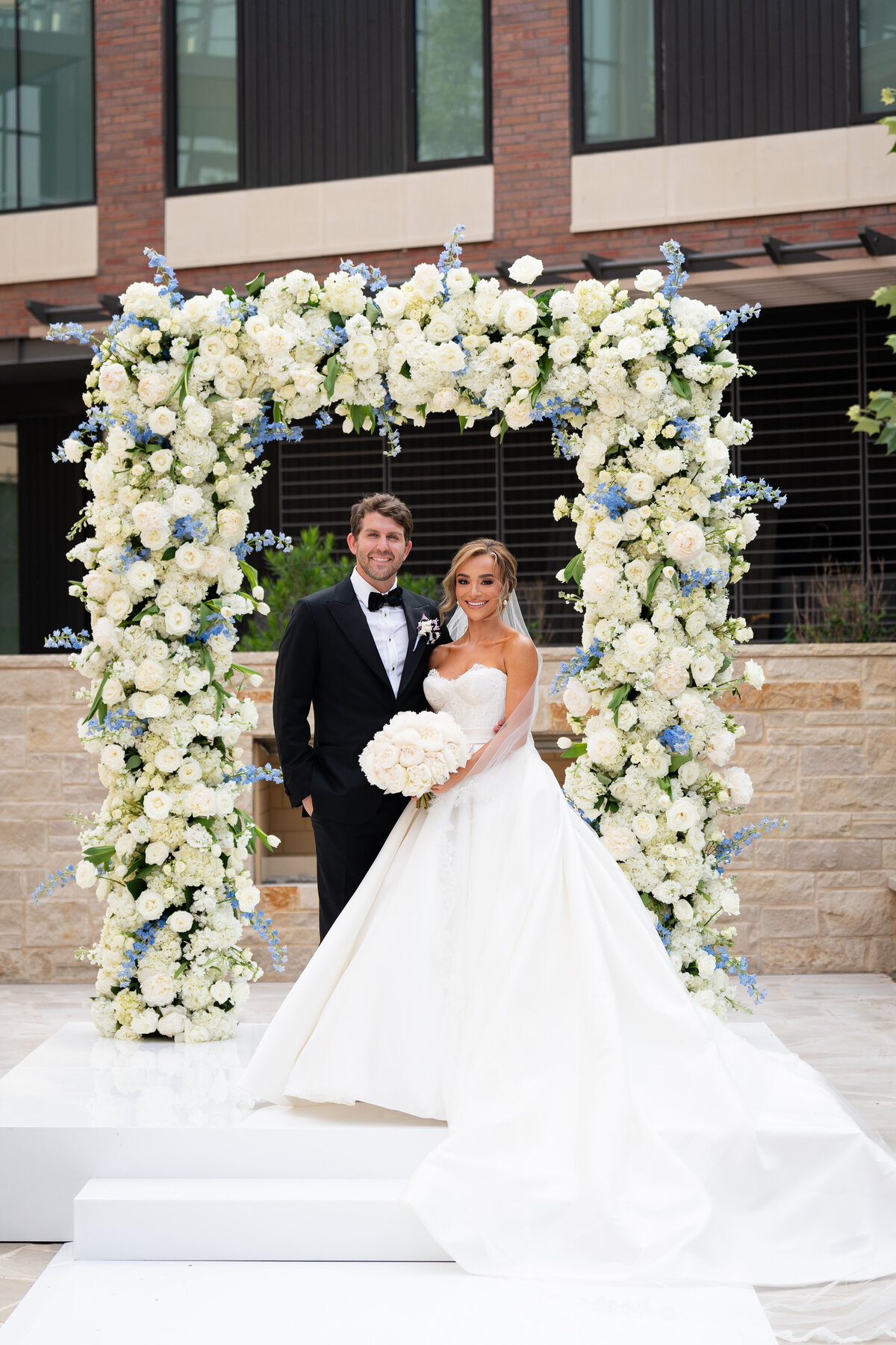 Bowie House Fort Worth Wedding Tracy Autem Paulina Brad-0073