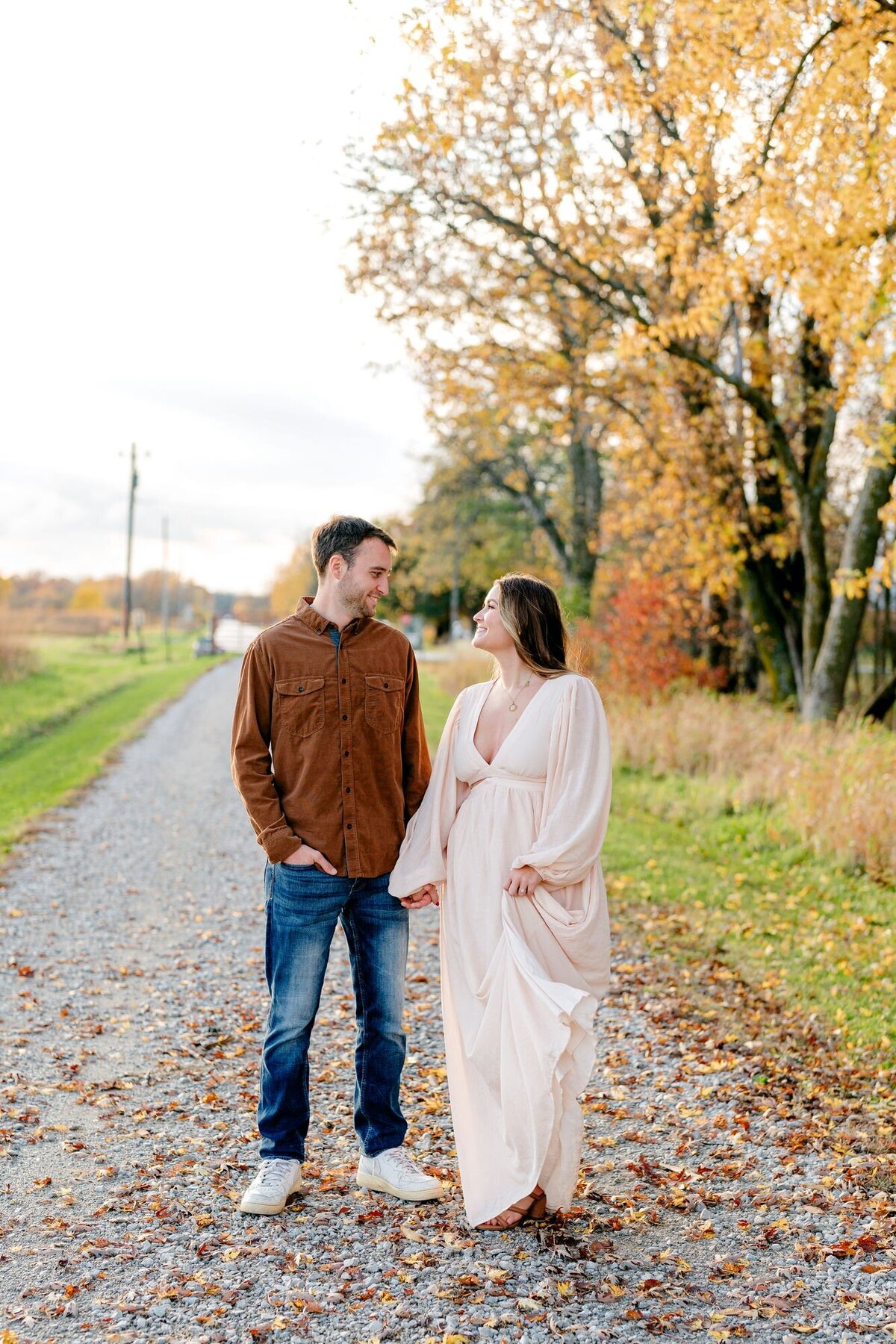 walking-hand-in-hand-couple-session