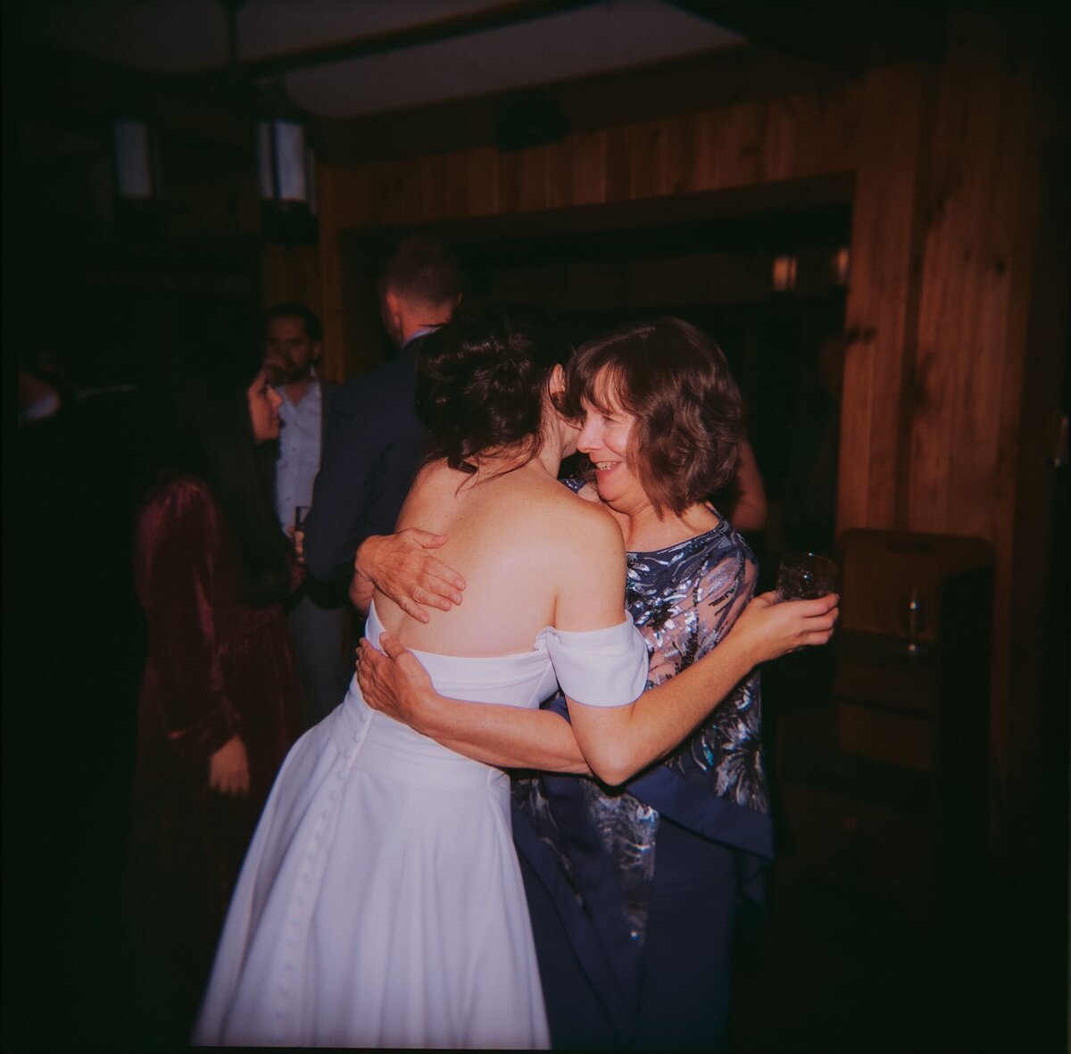 Migis-Lodge-Maine-Wedding-114_websize