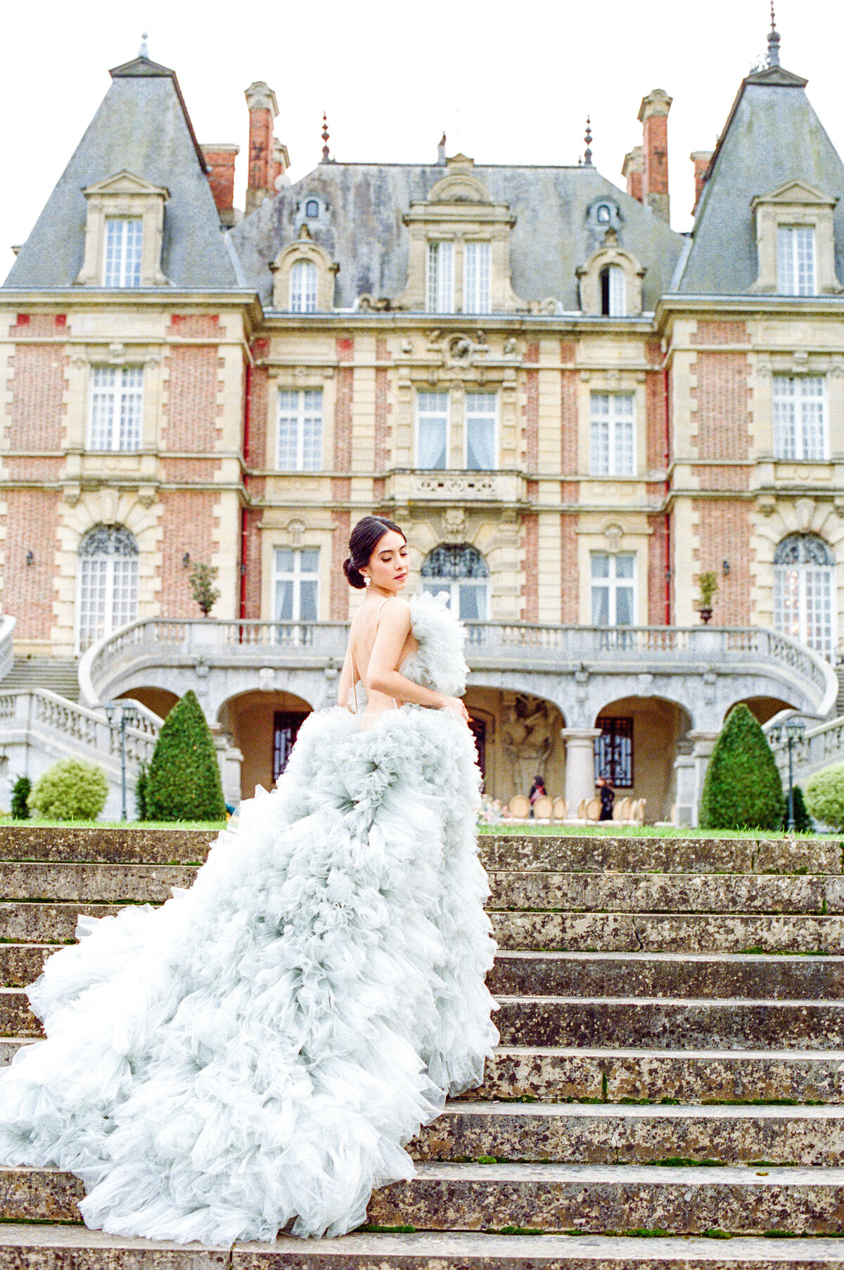 Bridal session at Château Bouffémont photographed by Lake Como Wedding photographer
