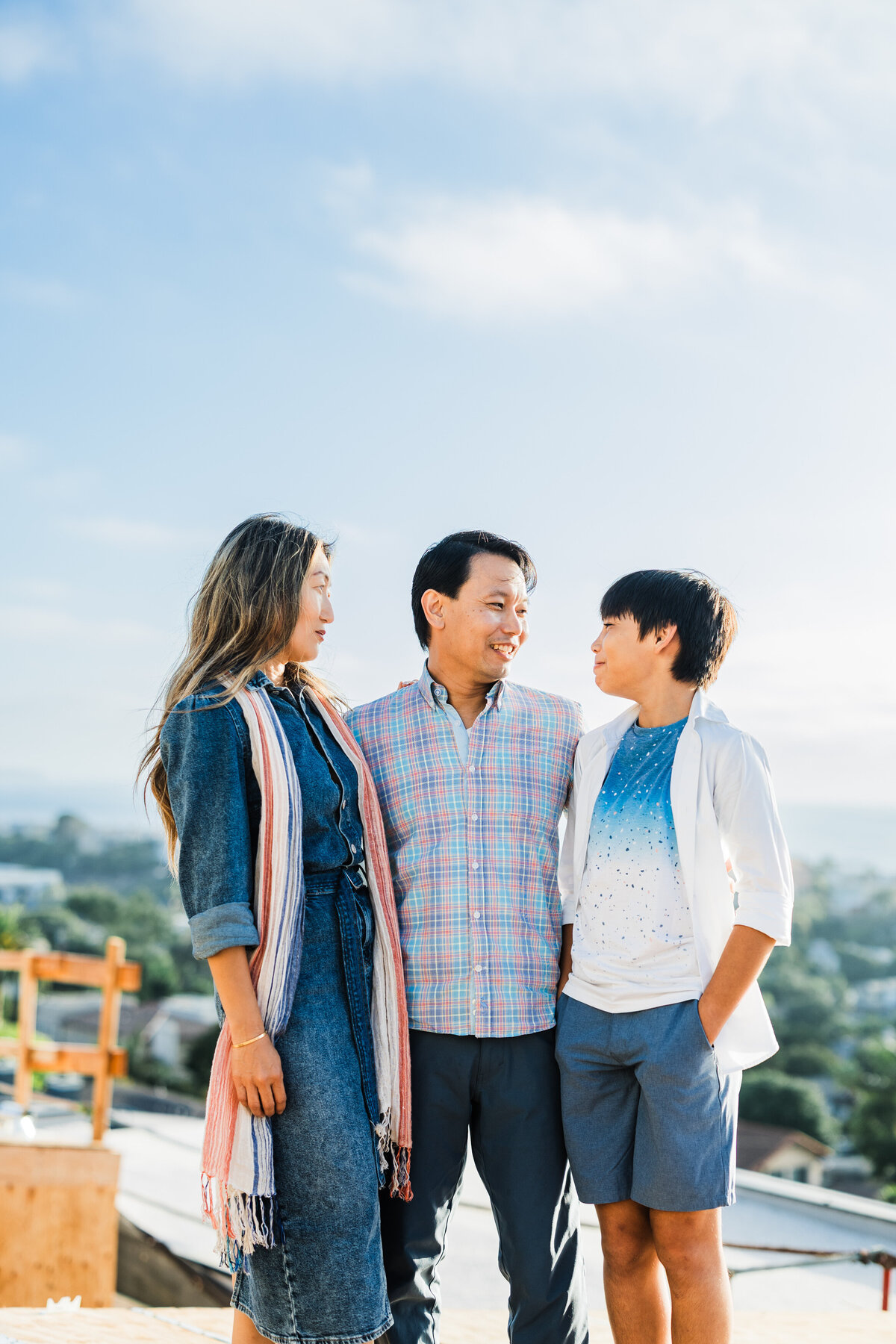 los-angeles-family-portrait-by-south-bay-photographer