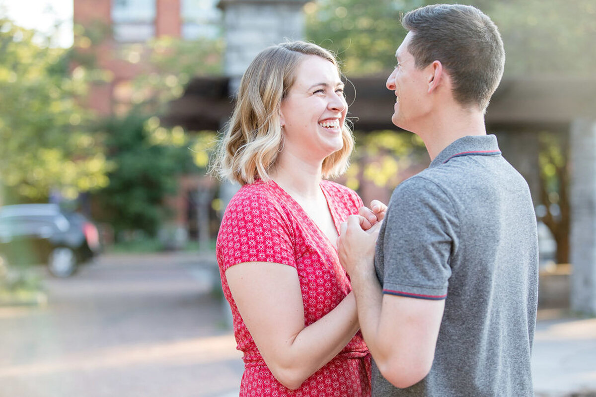 Rachel-Elise-Photography-Syracuse-New-York-Engagement-Shoot-Photographer-Inner-Harbor-8