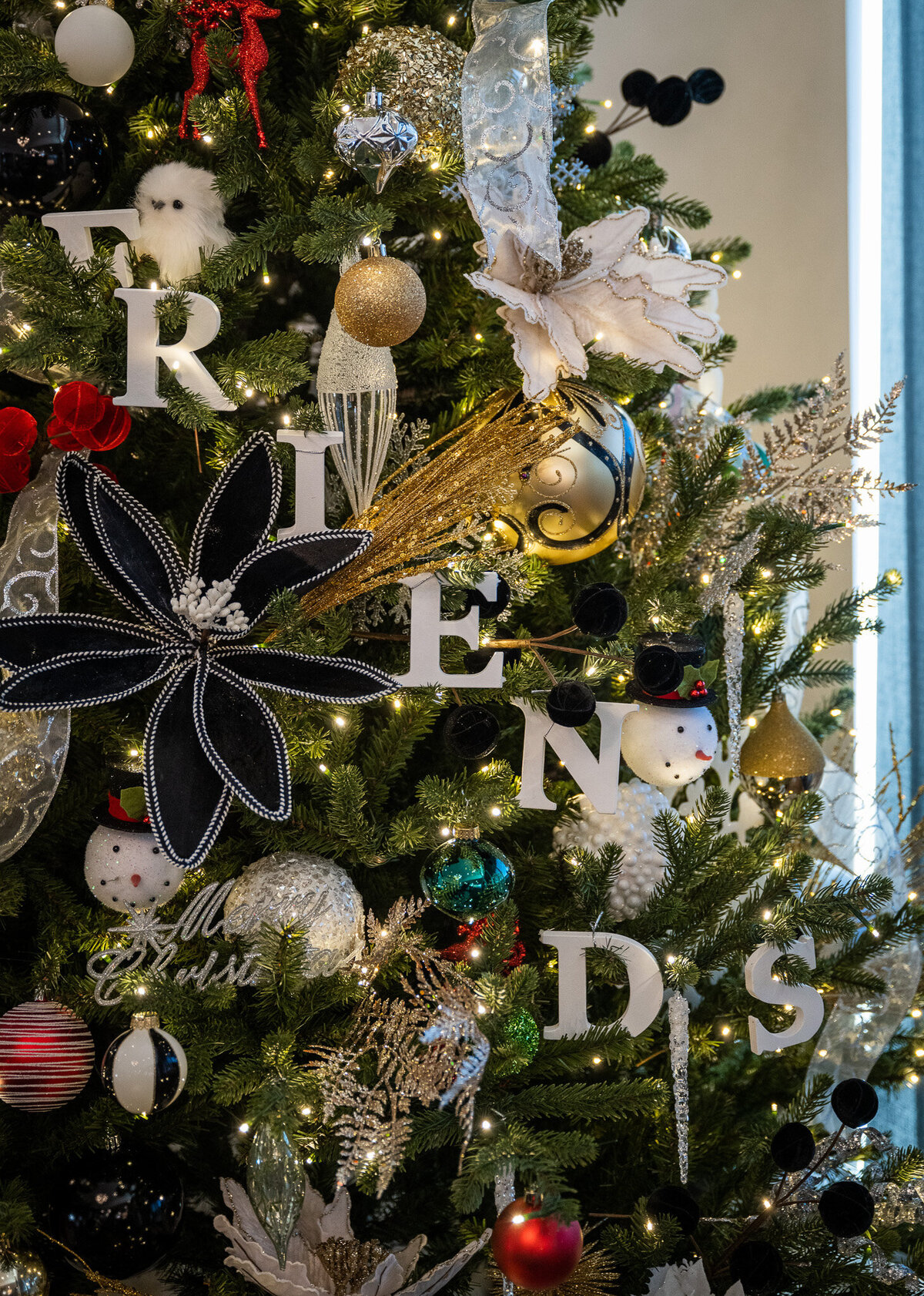 Interiors-by-Bethany-Professional-Christmas-Decor-Colorado-Springs-40