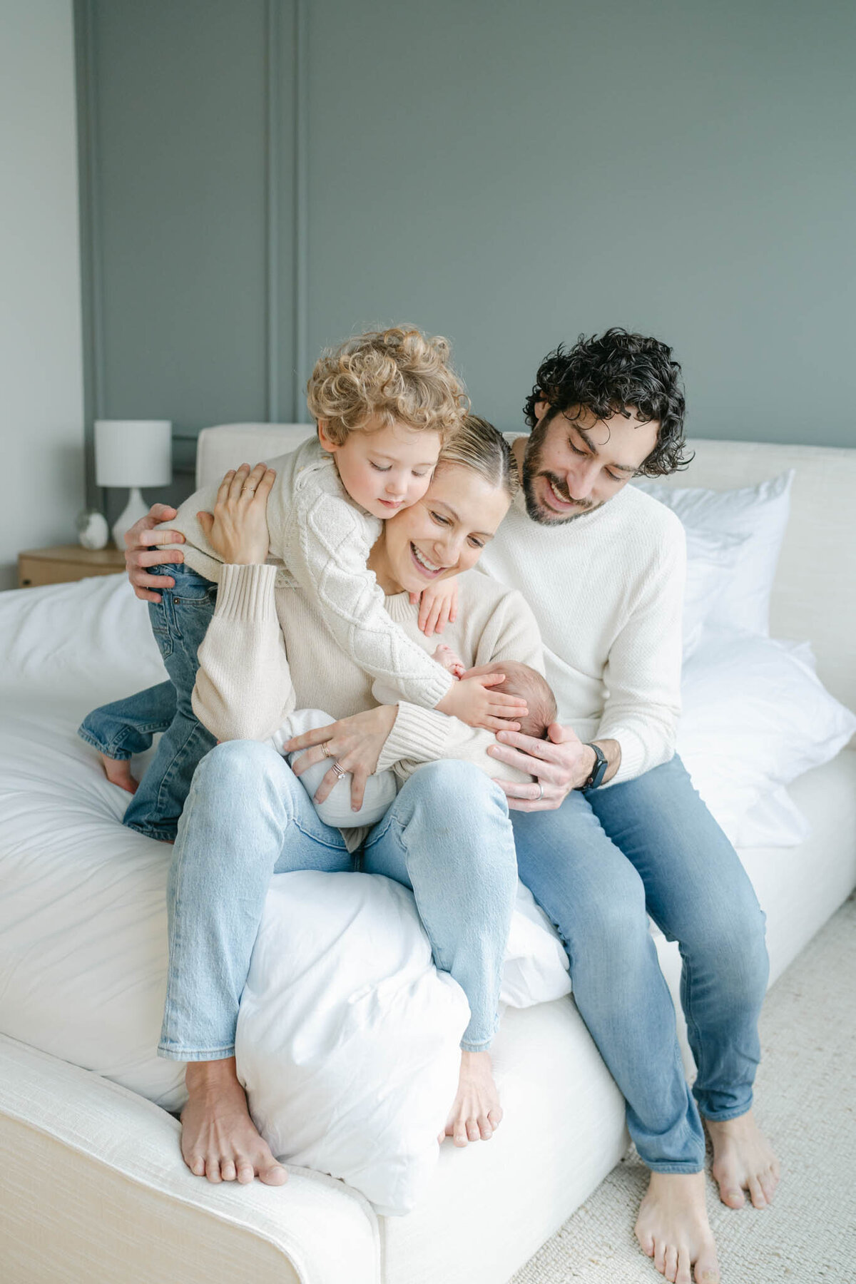 Philadelphia-Newborn-Photographer-935