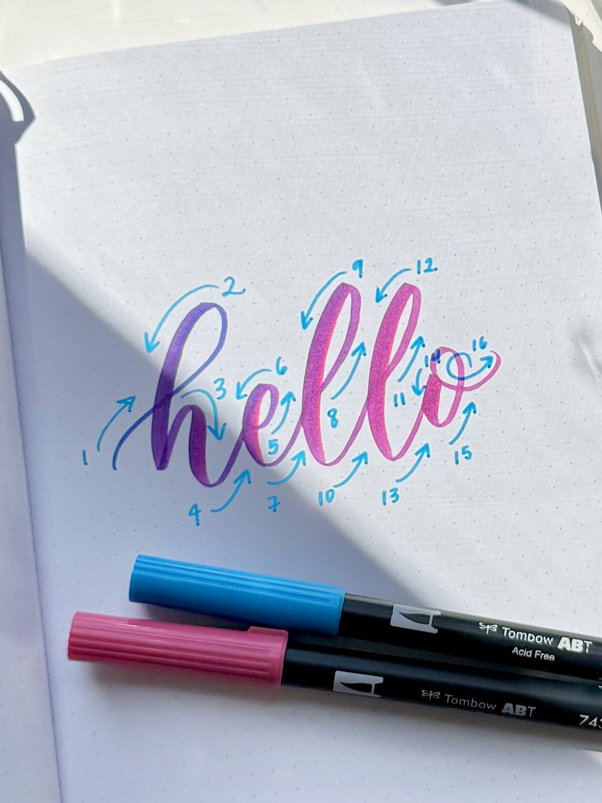 Join Shelly Kim’s free 1-day live hand lettering workshop!