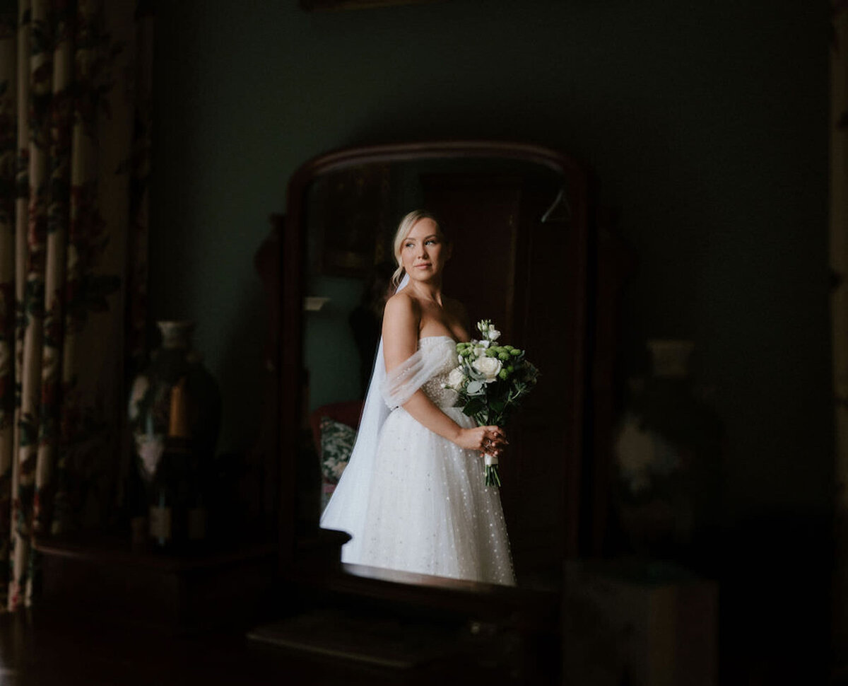 Nicola-Campbell-Timeless-Wedding-Photographer-Scotland-Errol-Park-Siobhan&Cameron-24